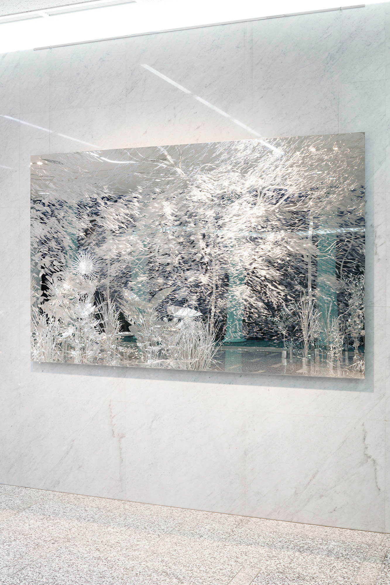 Title: Still river -the hidden place-, Year: 2016, Material:stainless steel, Size: 153×245.5cm, Photo by Shinya Kigure