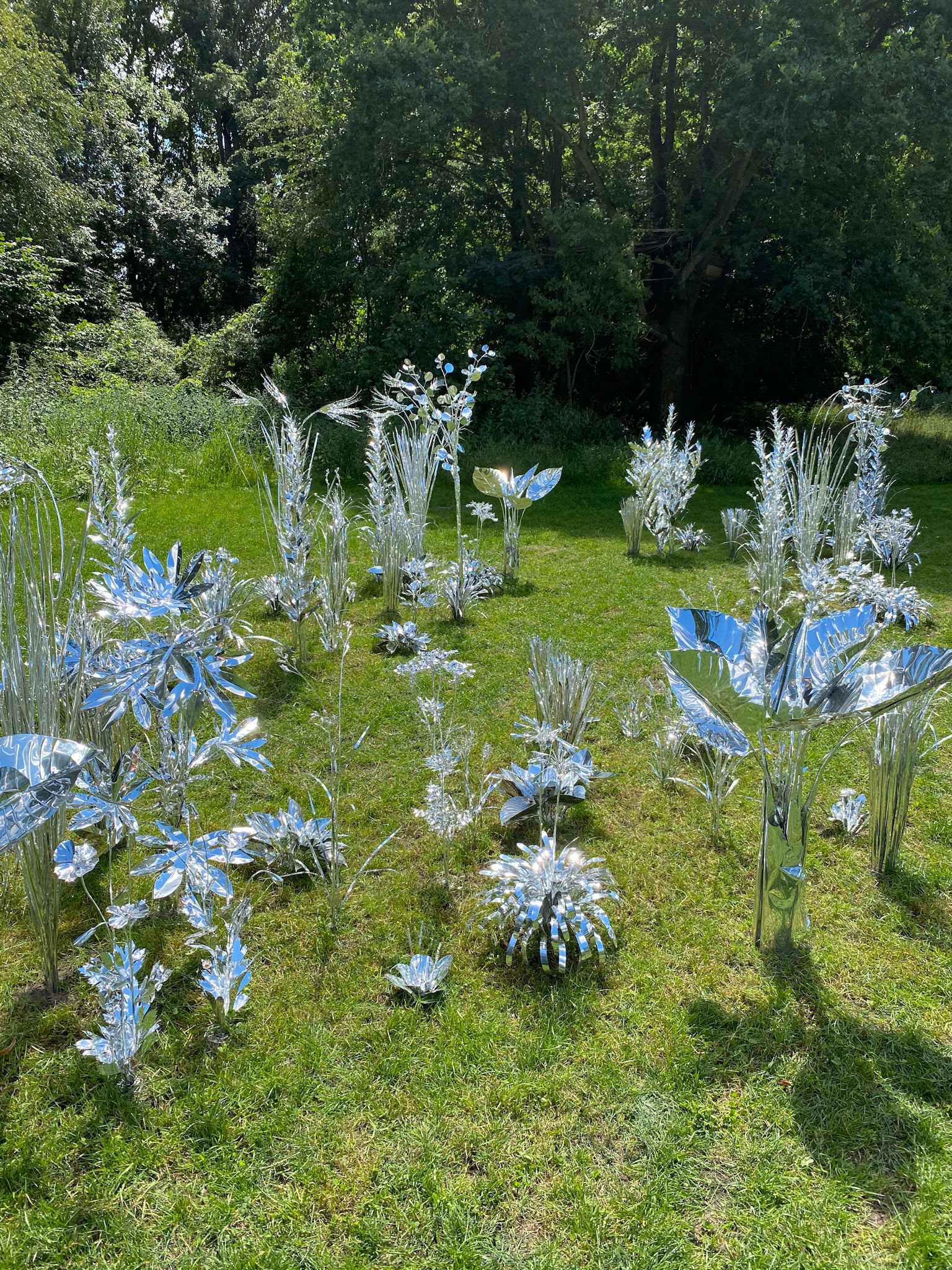Title: The aluminum garden -structural studies of plants- mirror surface, Year:2020, Material: Aluminium Foil 0.2mm, Photo by S