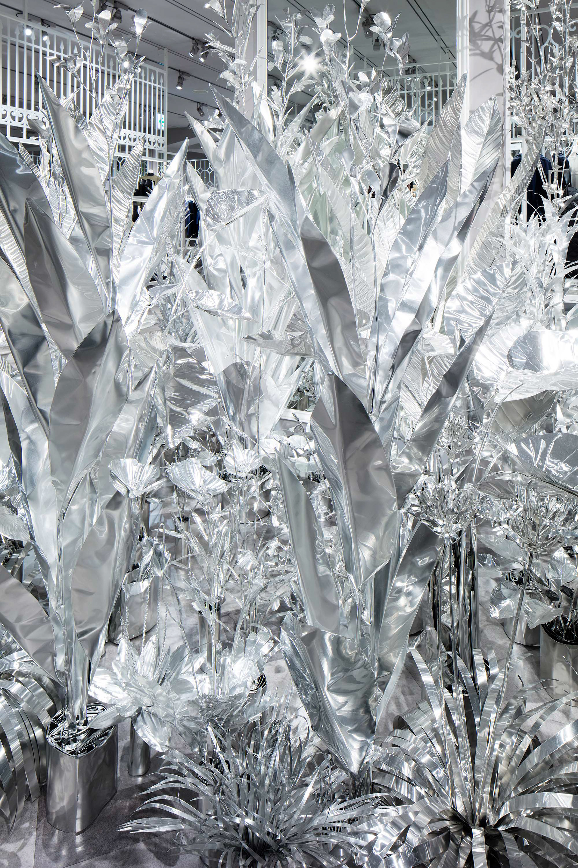 Title: The aluminum garden -structural studies of plants- Material: Aluminium Foil 0.2mm