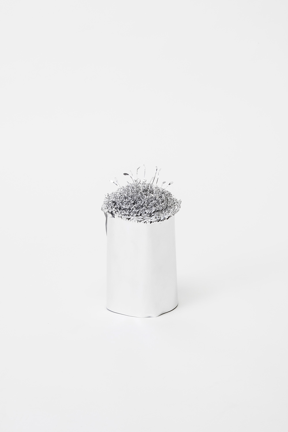TITLE: The Aluminium Garden -Structural Studies of Plant- Moss MATERIAL: Aluminium foil 0.2mm ◻️600EUR(+TAX) Size: 15(h)x12x12cm