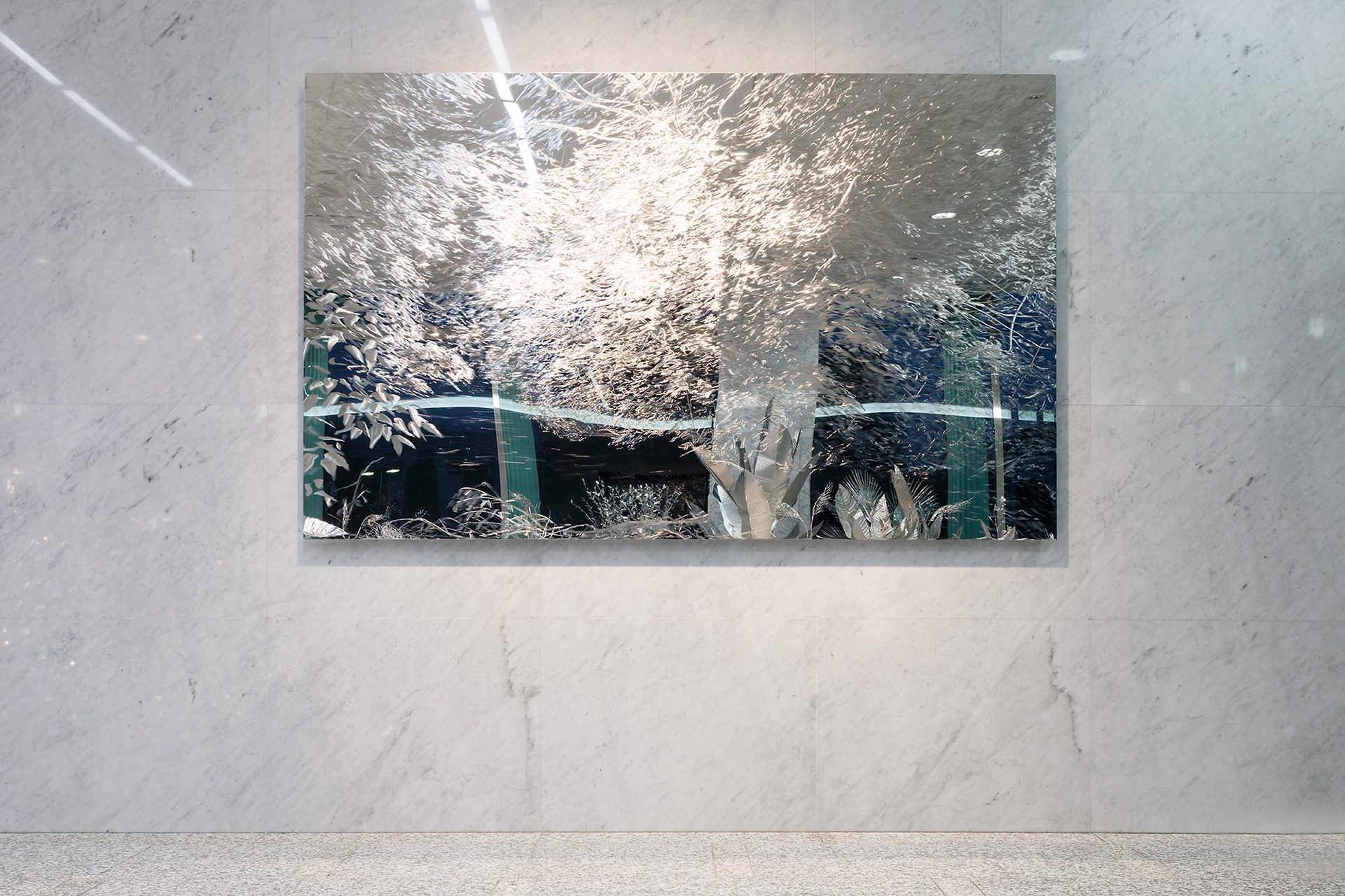 Title: Still river -the hidden place-, Year: 2016, Material:stainless steel, Size: 153×245.5cm, Photo by Shinya Kigure