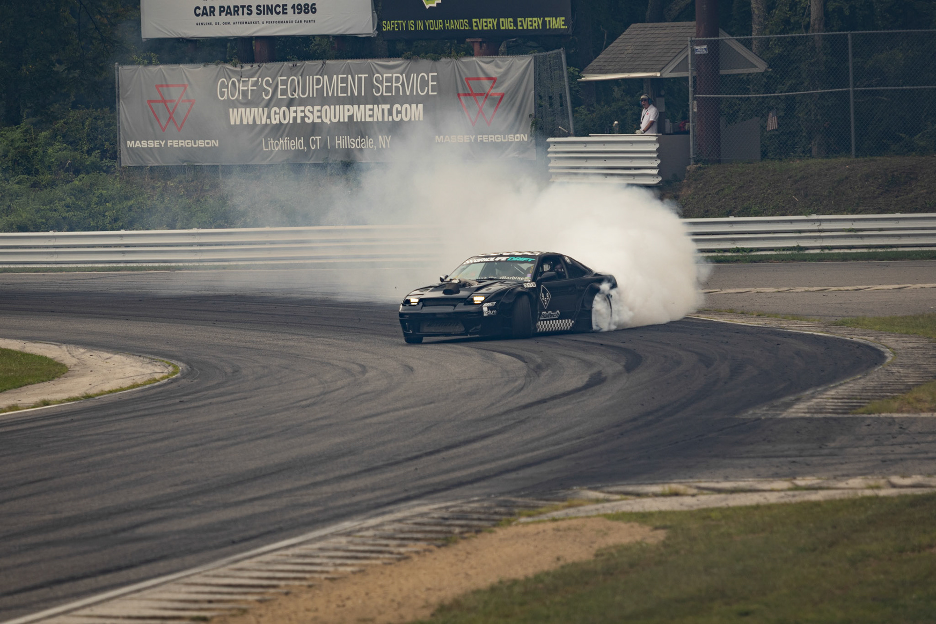 Canon EF 70-200mm f/4l IS USM - 1/320s - f/4.0 - ISO 125