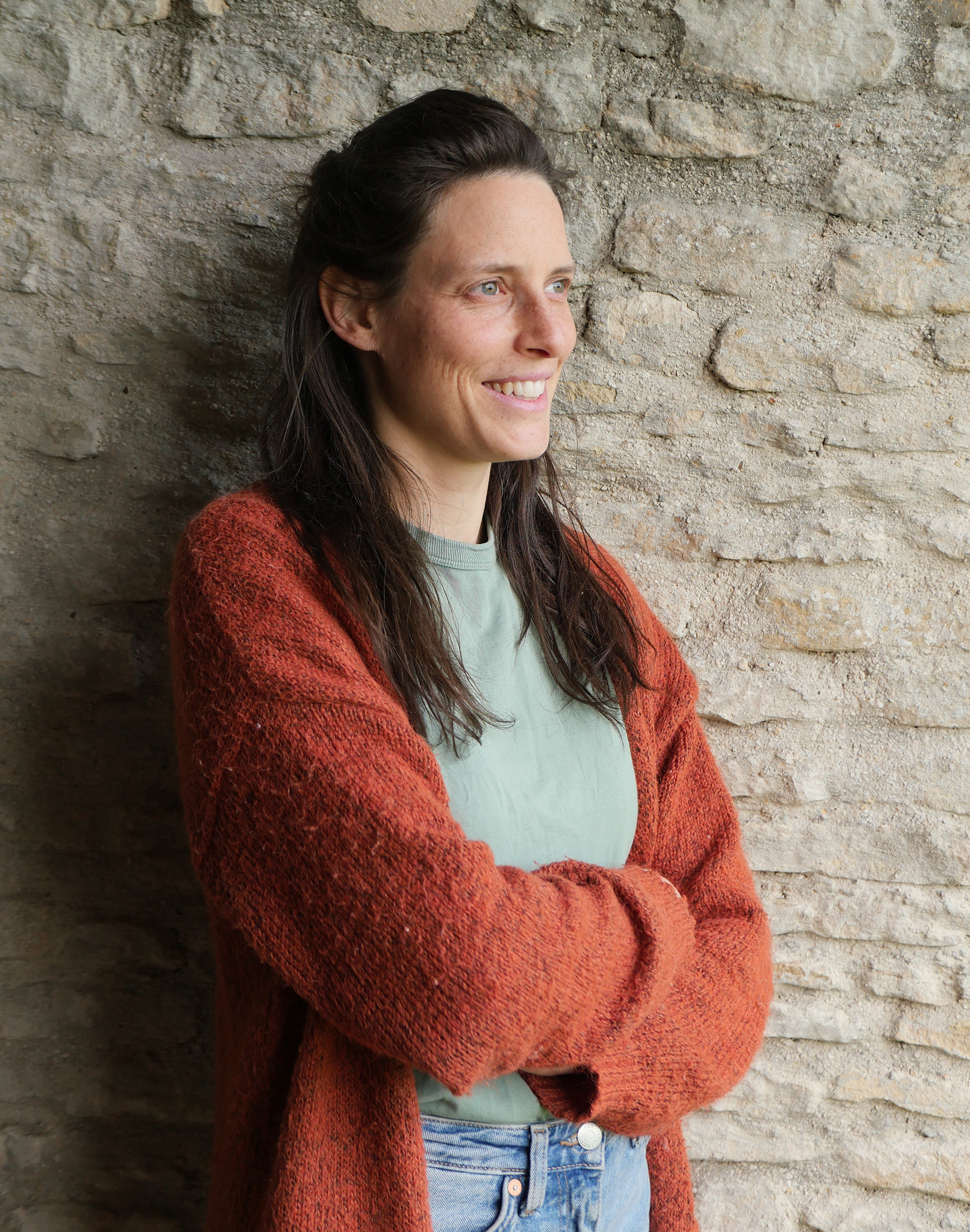 Portrait der Lektorin und Übersetzerin Celia John