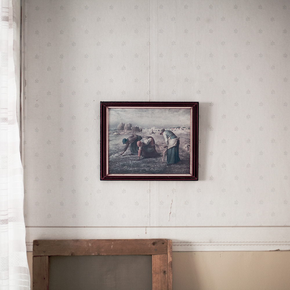 Untitled (Mummola 3), 2016 Gicleé print 26 cm x 26 cm, Edition 30 + 2 AP, Prints available