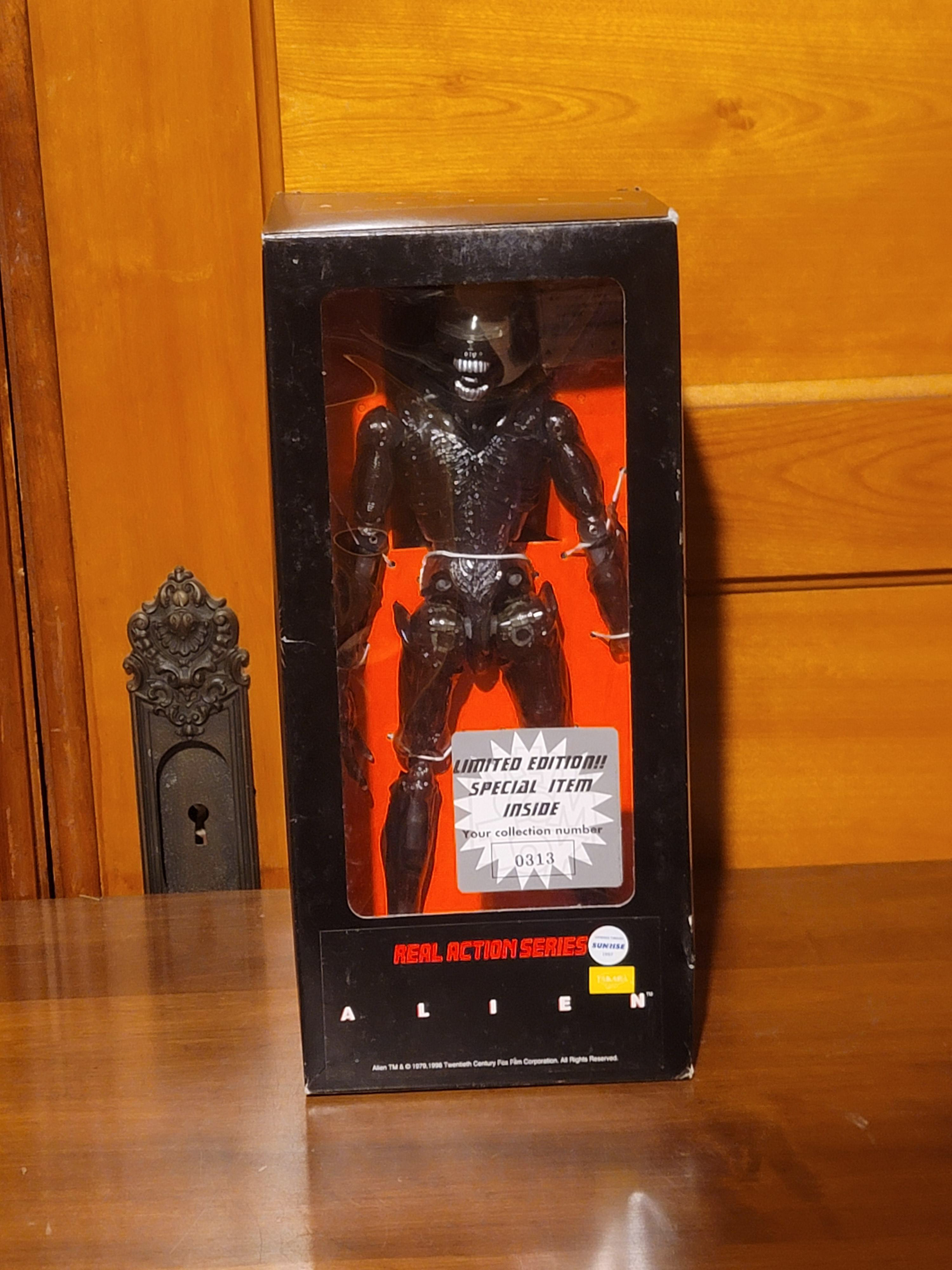 14: Medicom Toys real action series Alien domed head limited edition #313 with pin(shelf wear on box but never opened)  $120