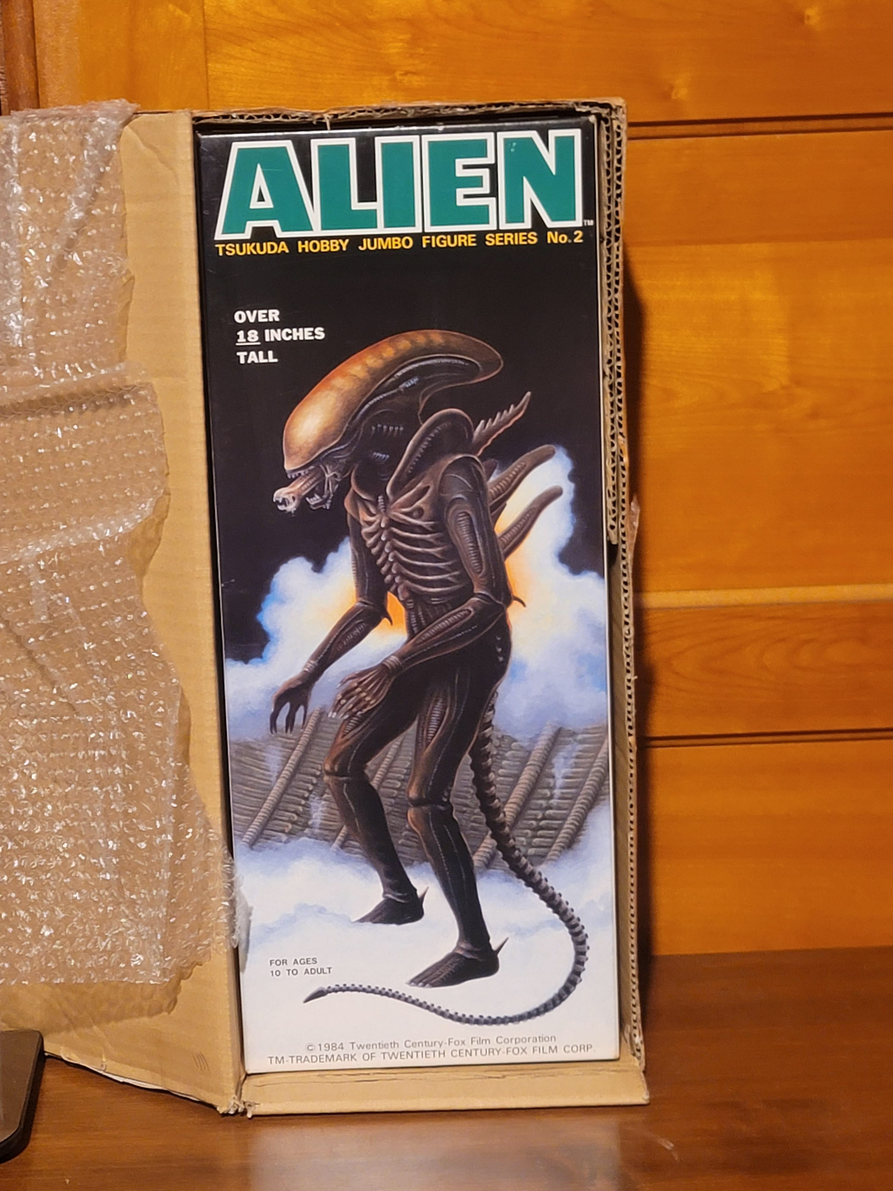 8: Tsukuda Hobby jumbo figure series 2 1984 Alien 