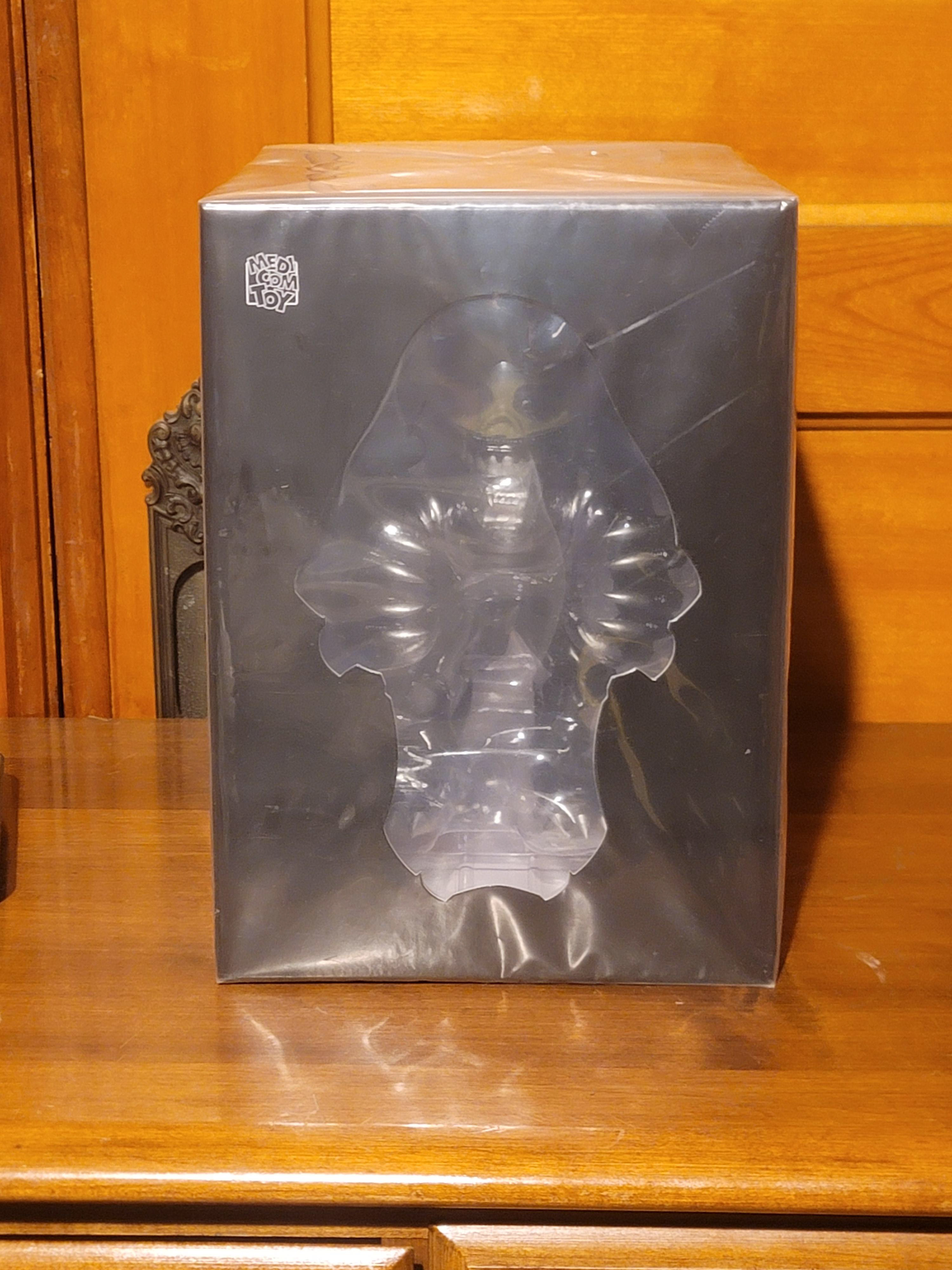 4: Medicom Toys vinyl collectible dolls Alien