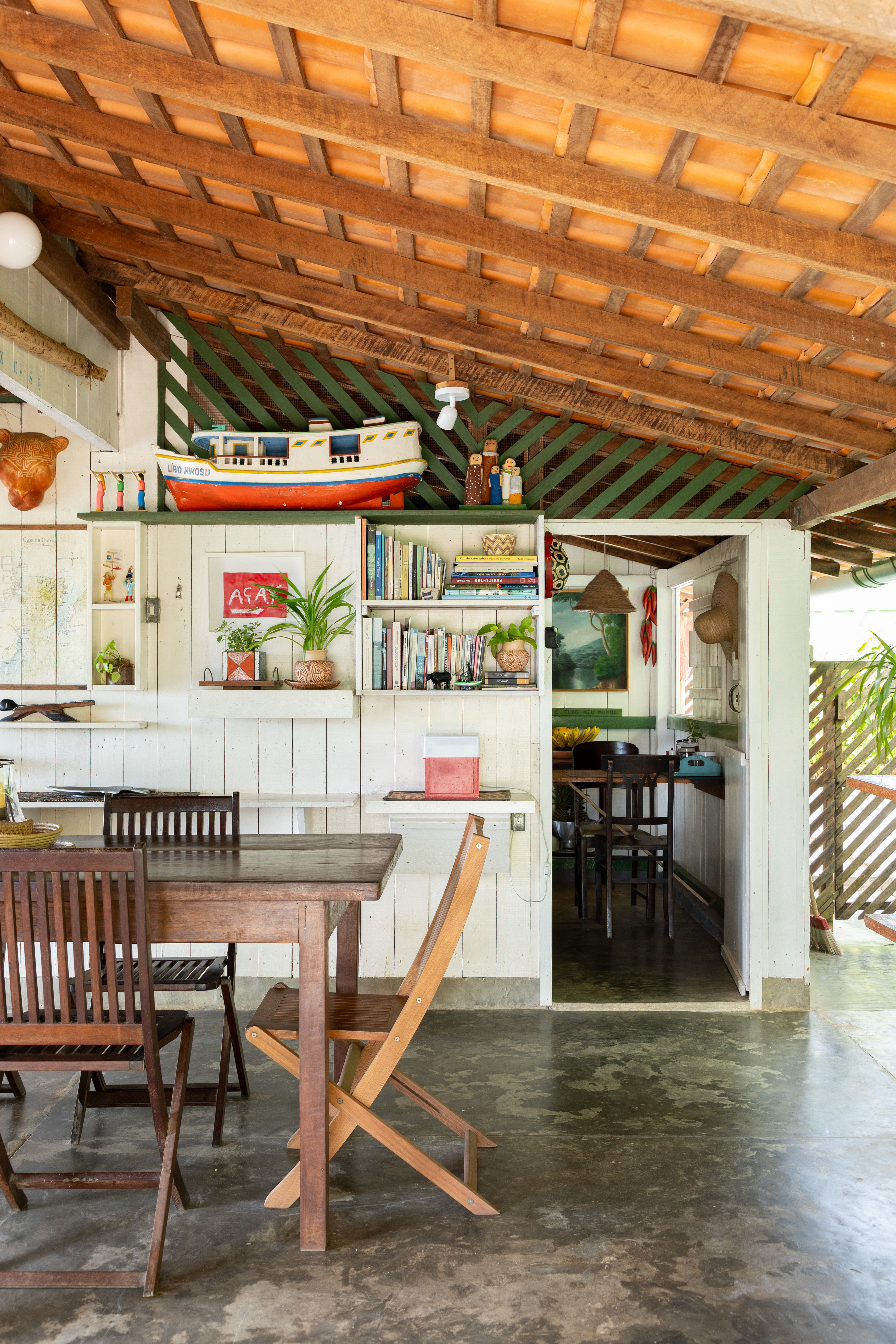 2025 - Leila Viegas - All rights reserved