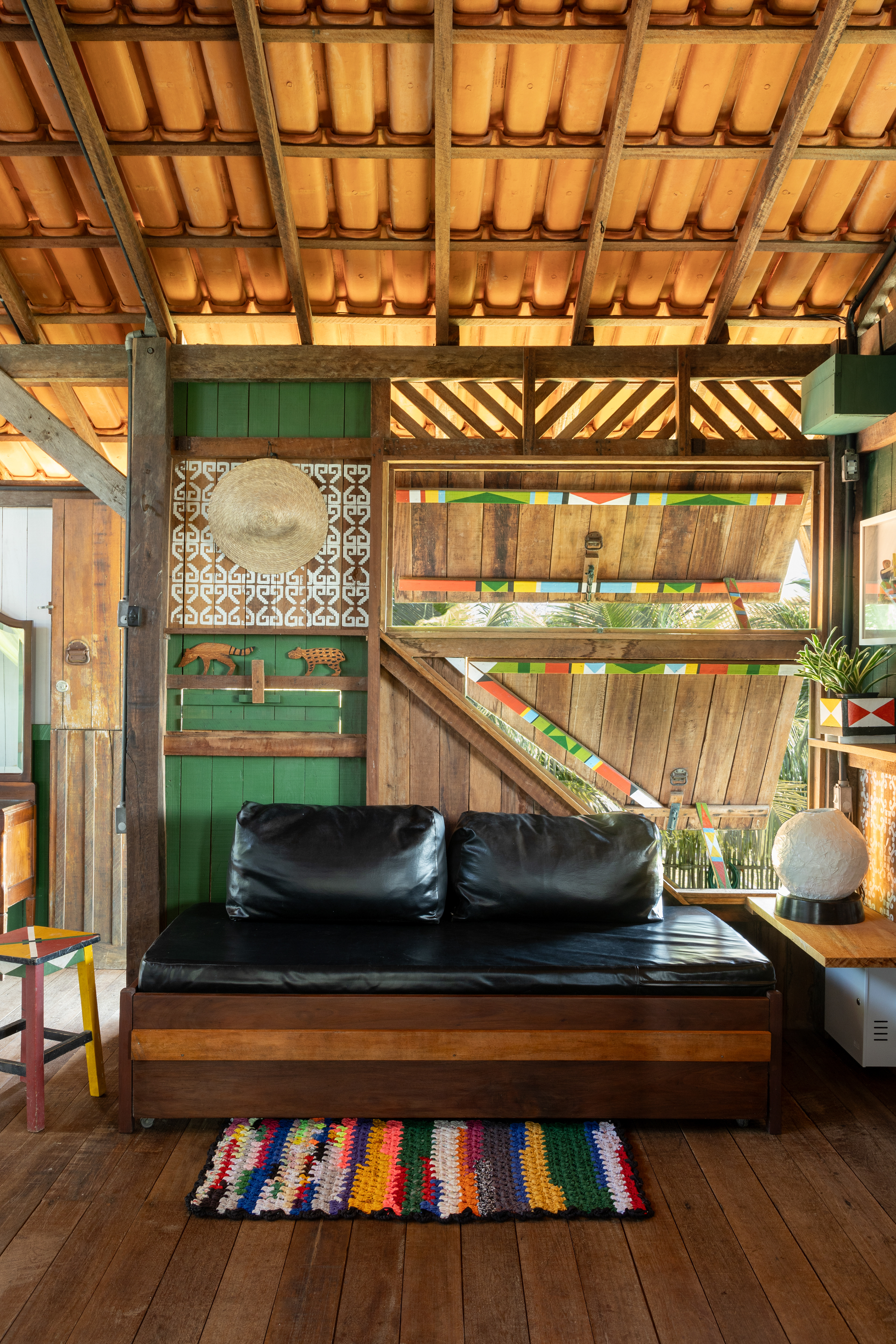 2025 - Leila Viegas - All rights reserved