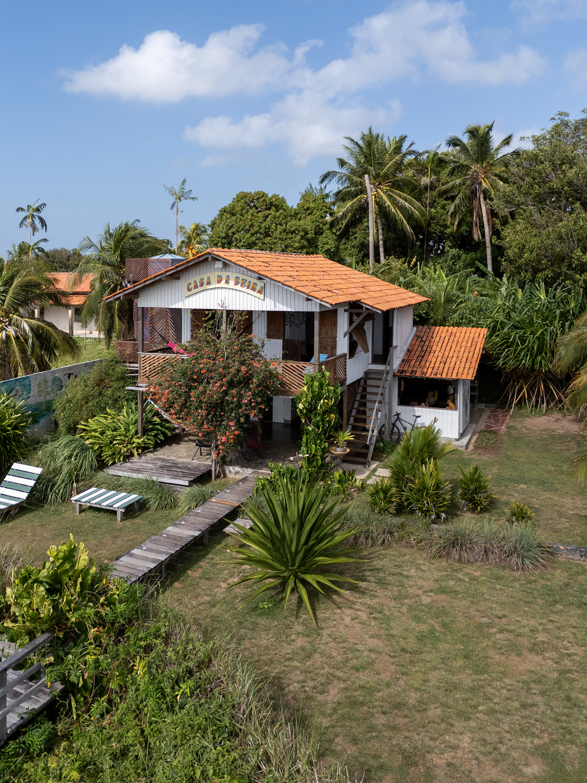 2025 - Leila Viegas - All rights reserved