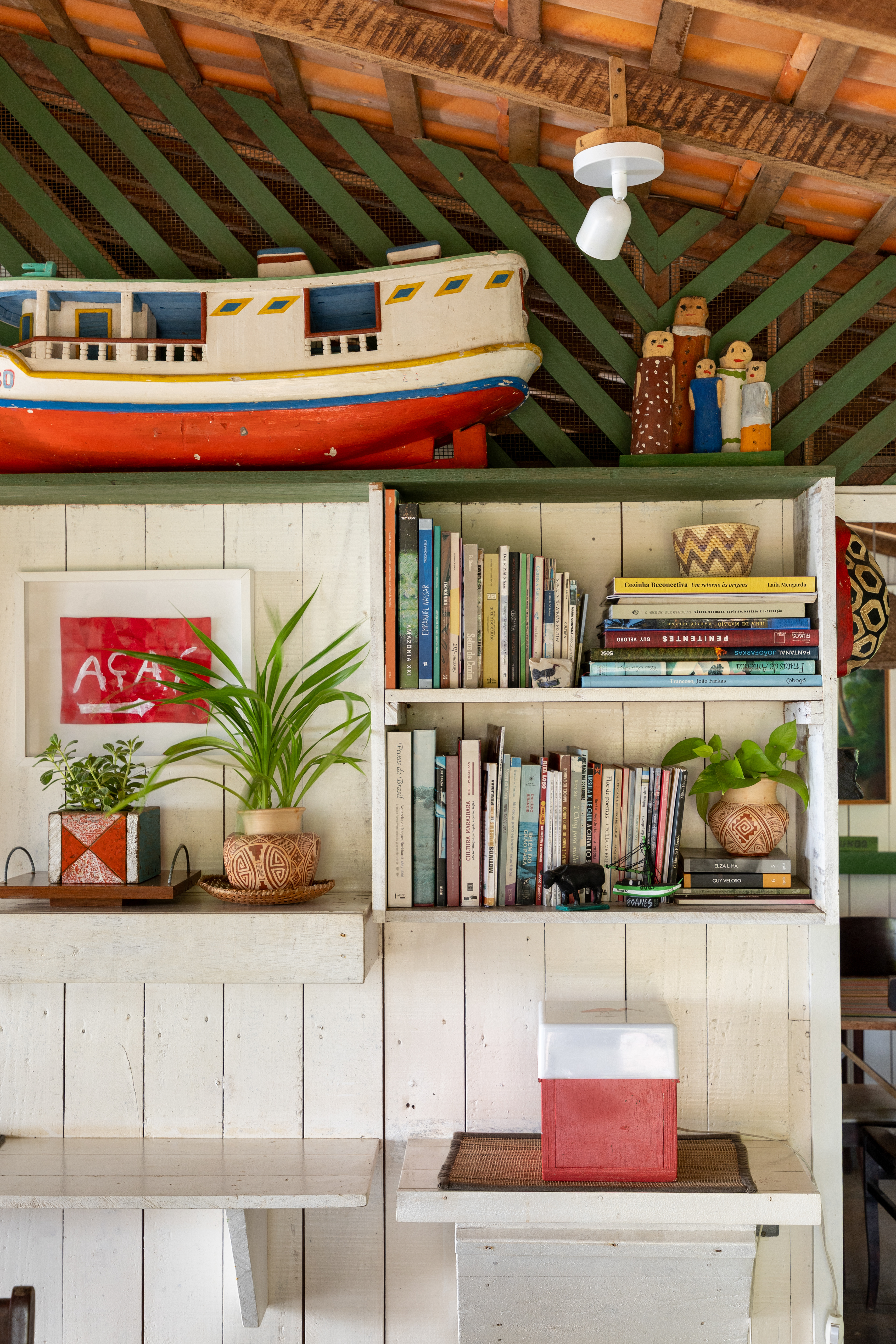 2025 - Leila Viegas - All rights reserved