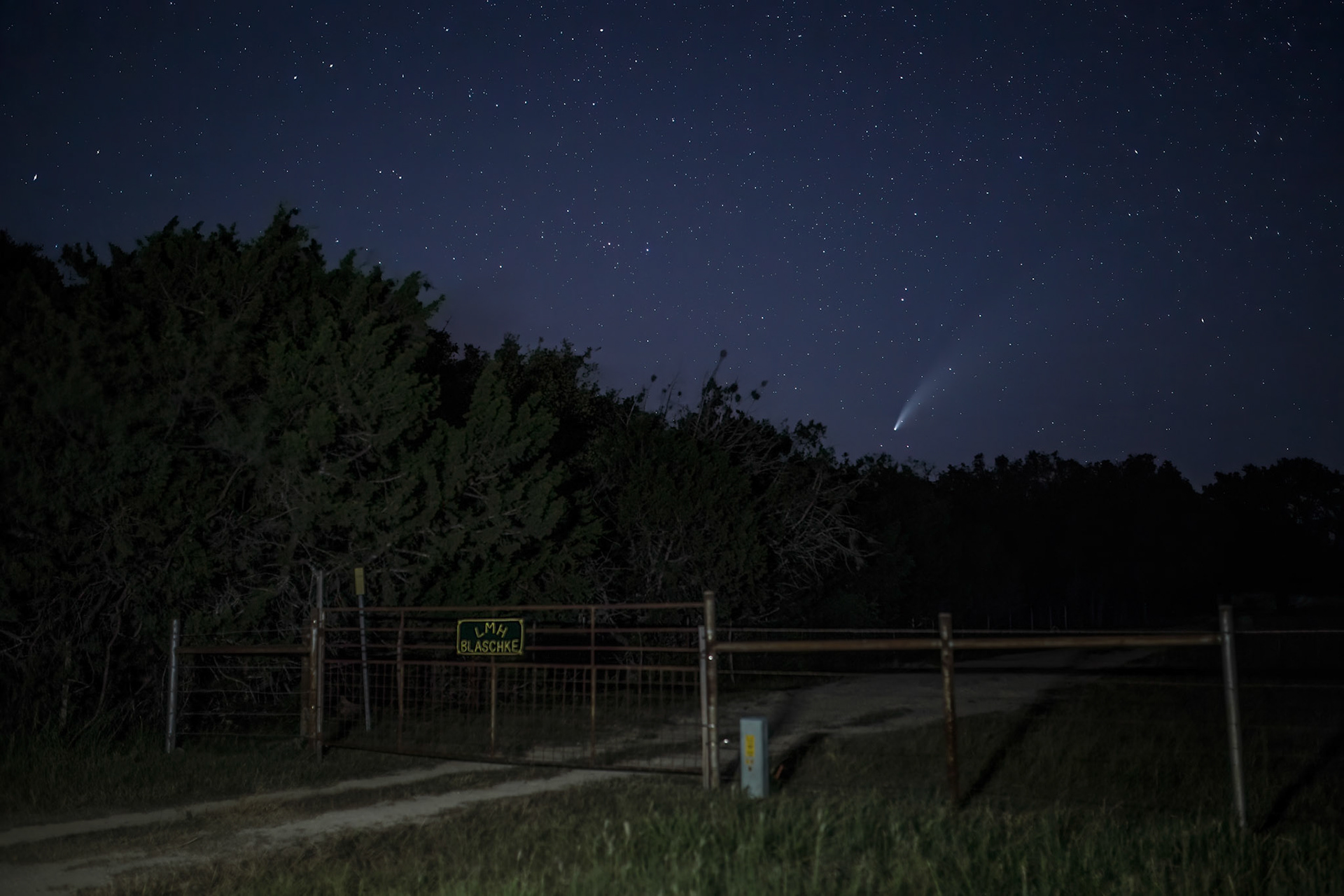 Captured above is the 2020 NEOWISE Comet soaring proudly through the night skies of Tarpley, Texas.