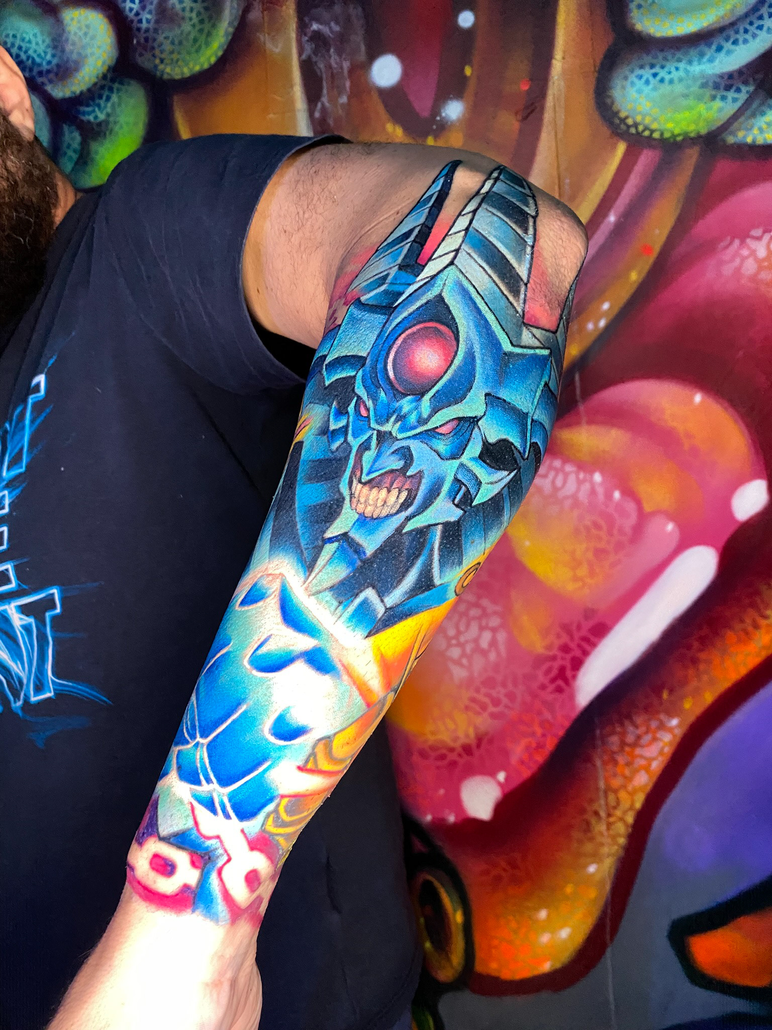 detalhes de tatuagem colorida — yugioh