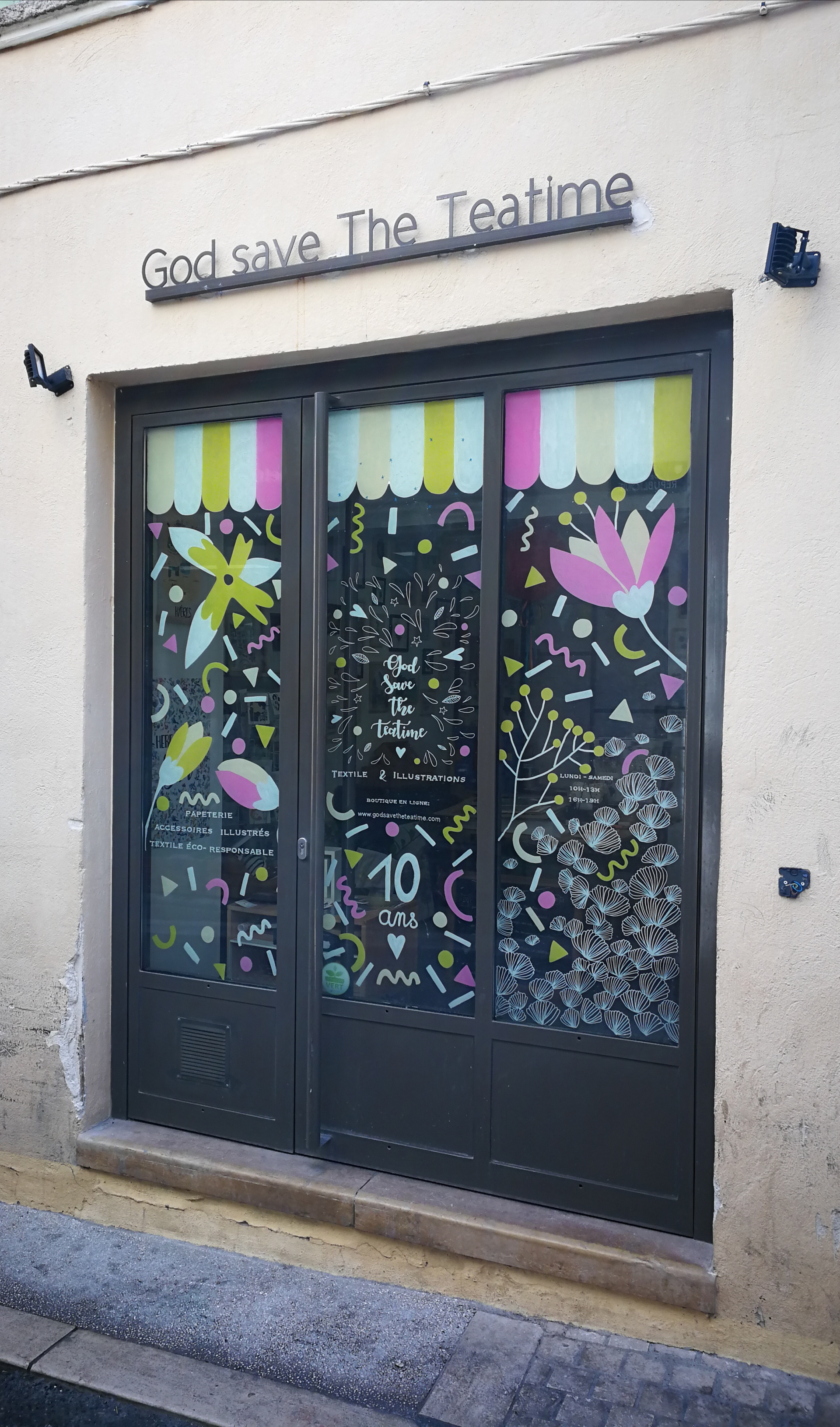 Summer Birthday Window Shop 2023