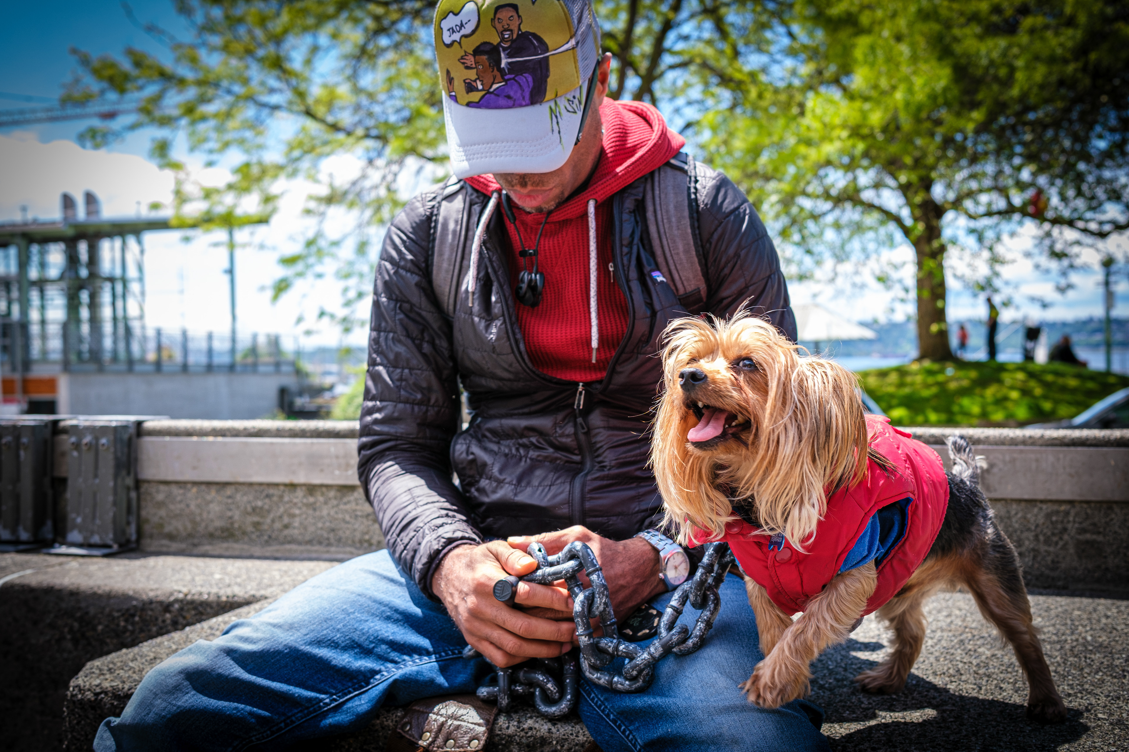 The cap has Will Smith slapping Chris Rock