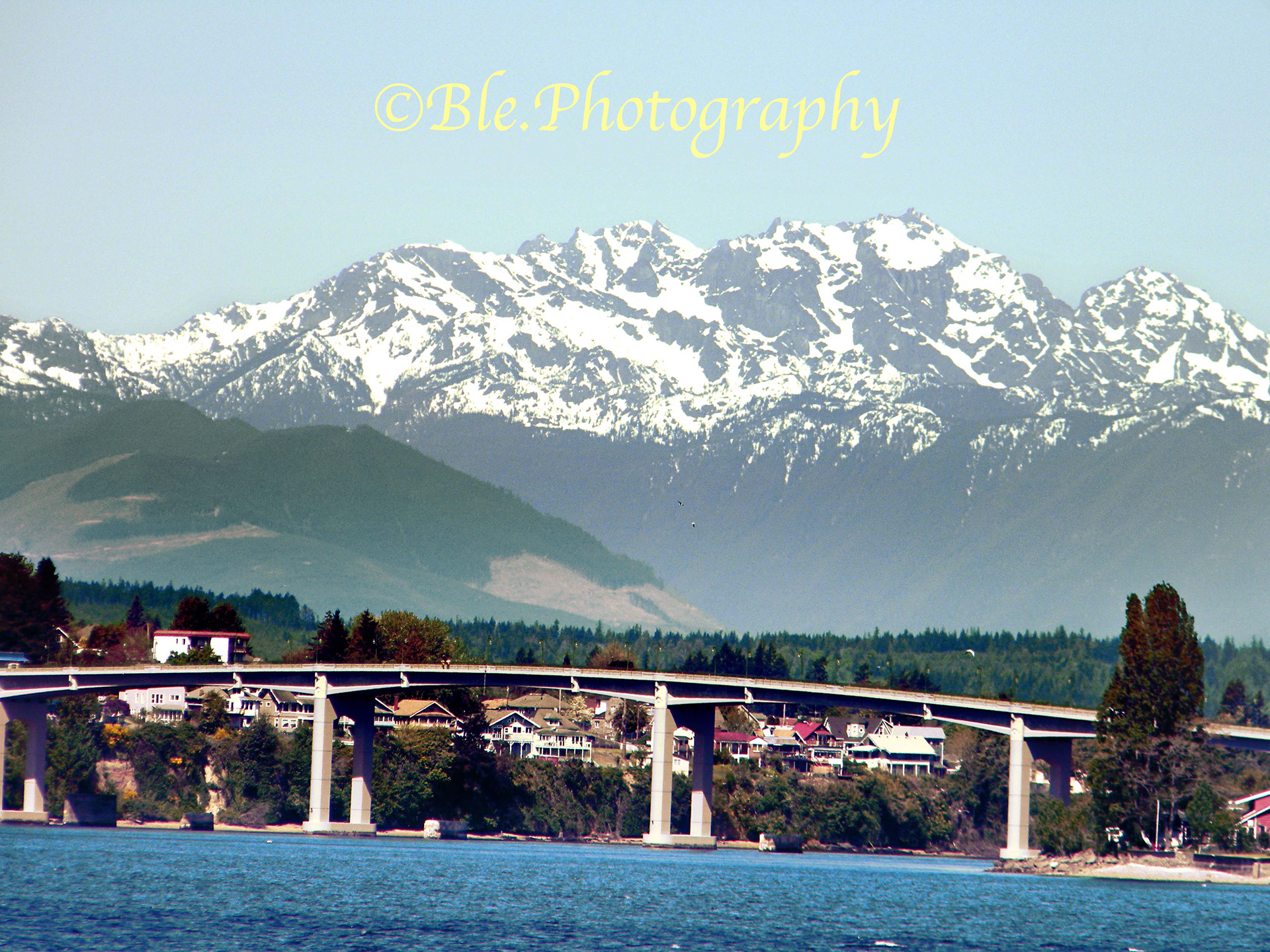 Manette's Bridge