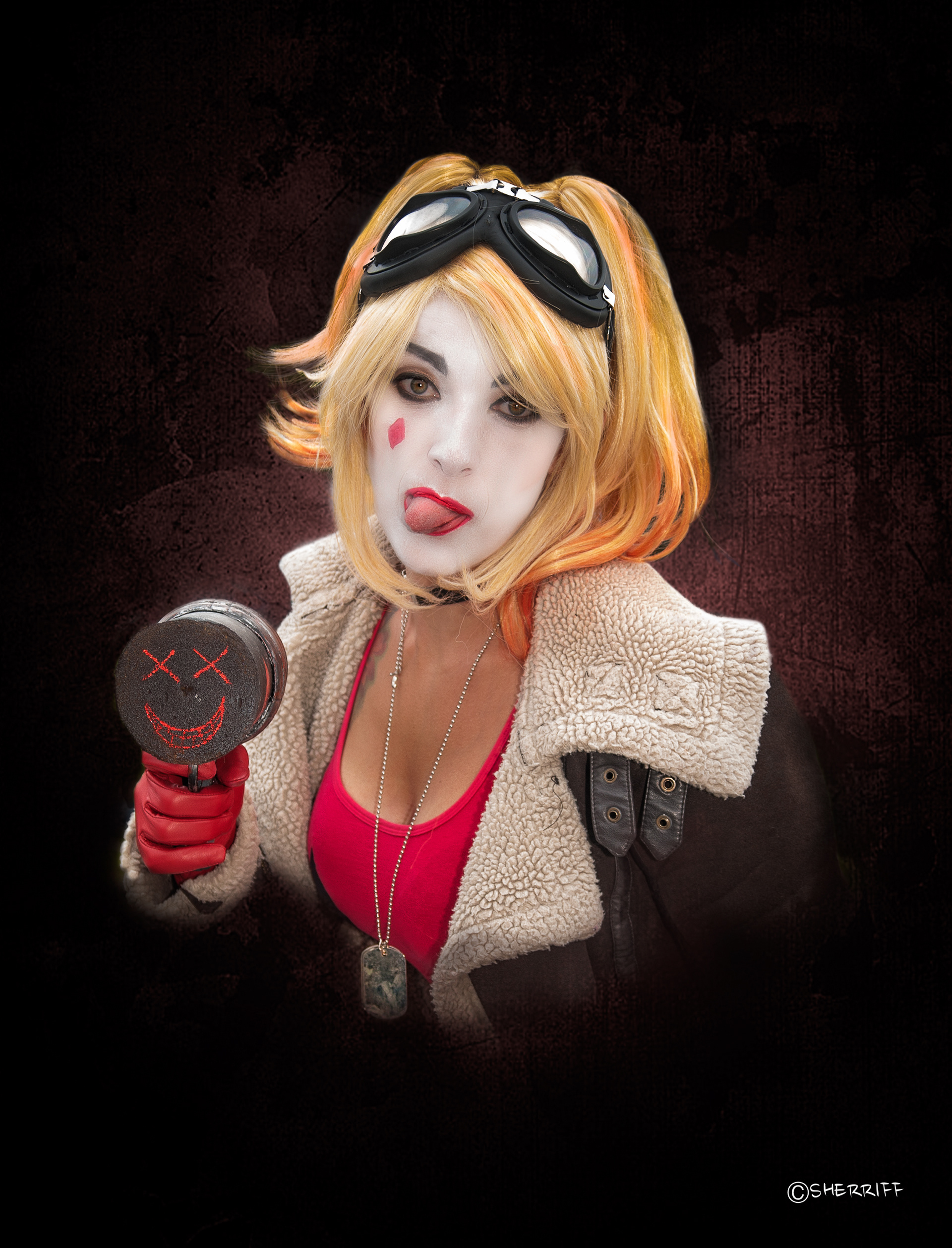 BOMBSHELL HARLEY