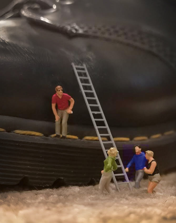 IT'S BOOTIFUL UP HERE