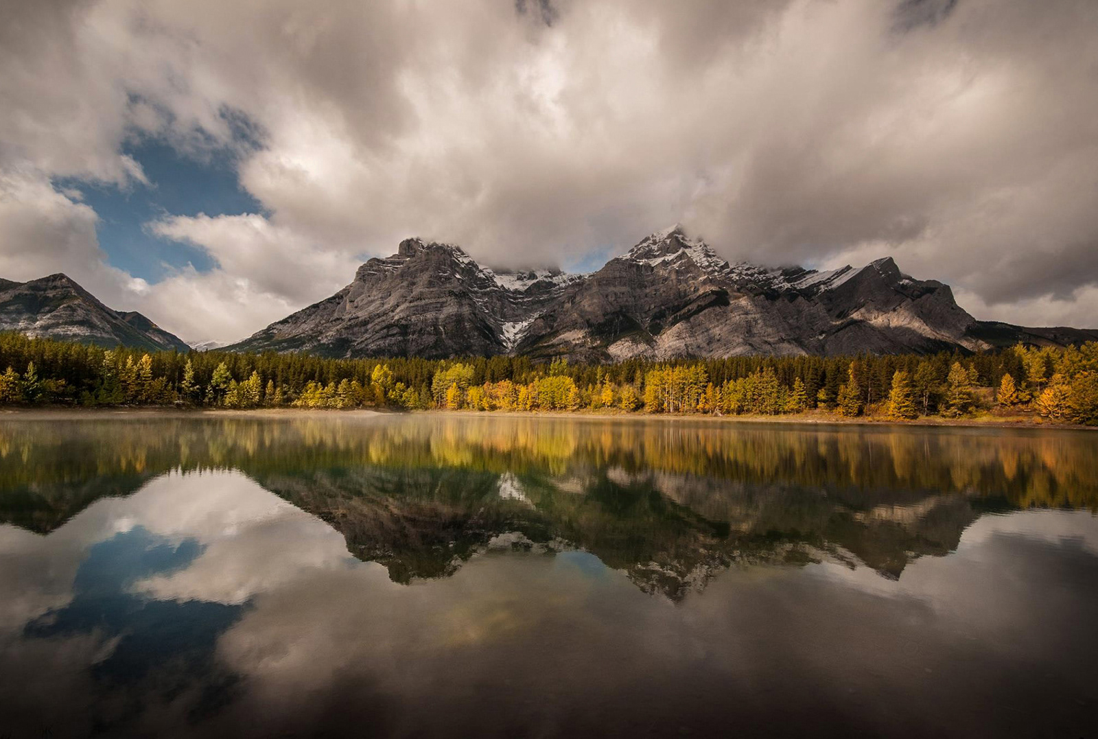 Rockey Reflection