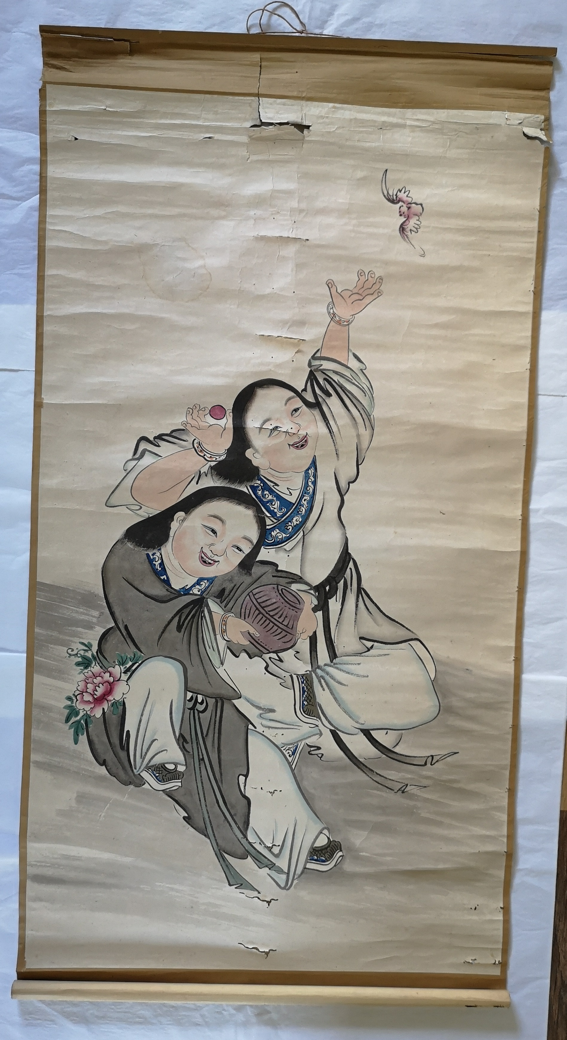 Overall image of the Chinese painting scroll, before conservation: Portrait of two Man musicians dancers – the scroll painting