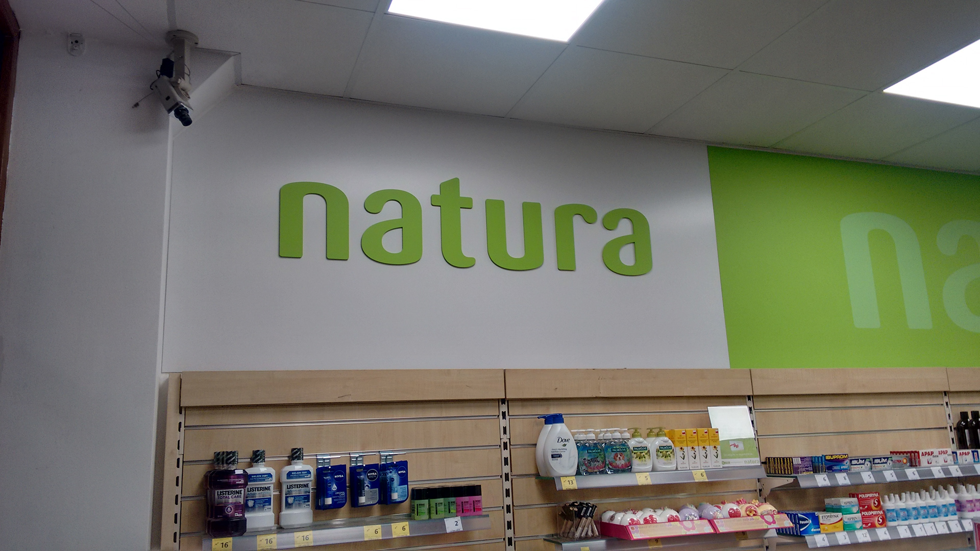 Litery frezowane dla sieci drogerii