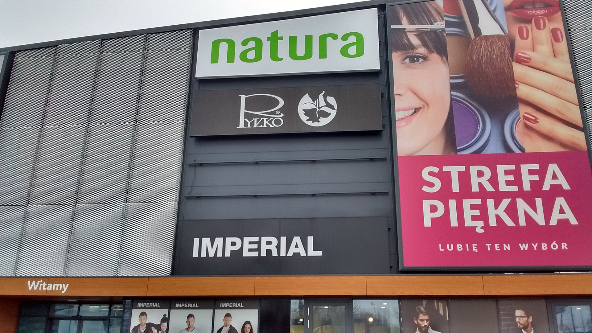 Kaseton Drogerii Natura o niestandardowym wymiarze