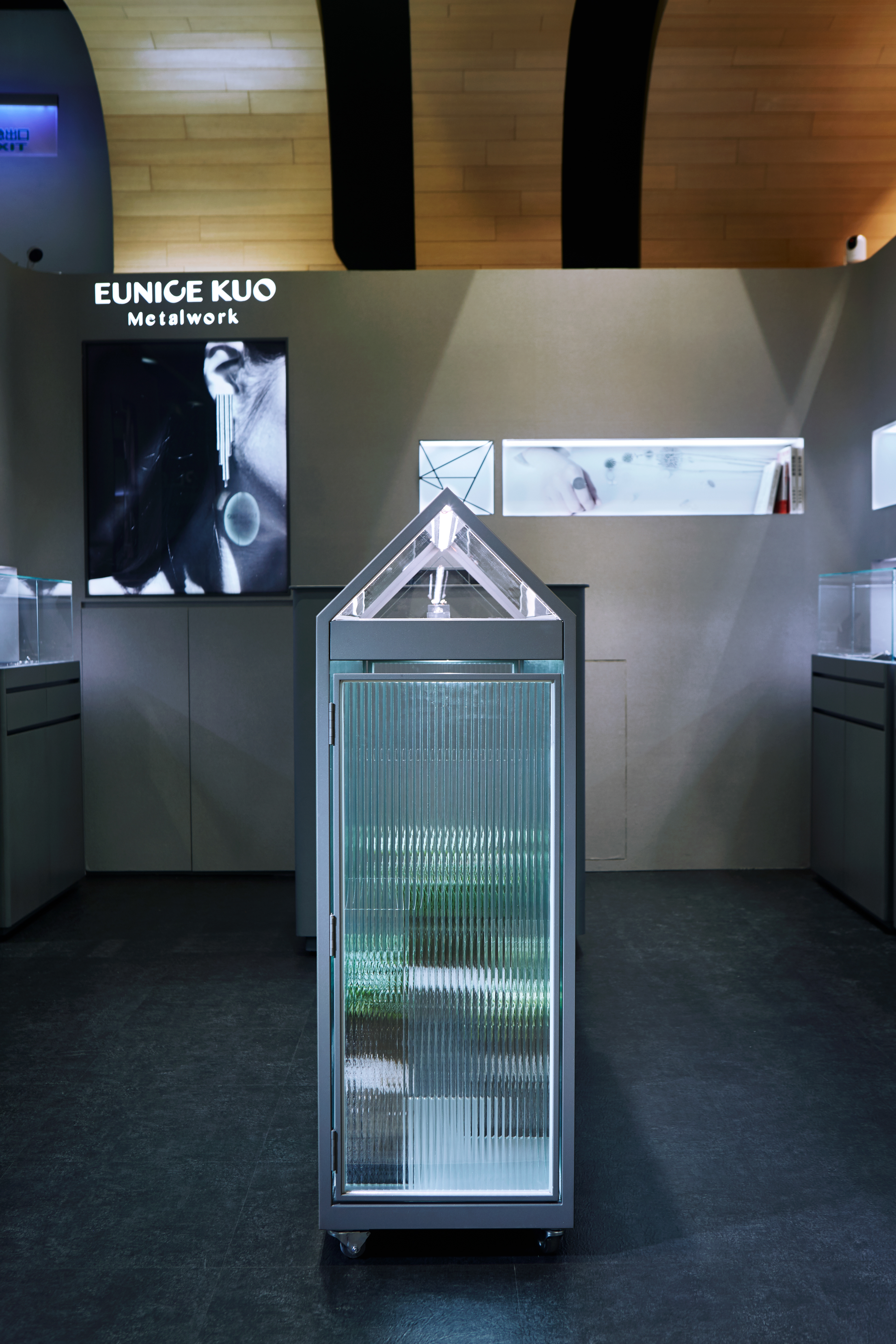 水源清設計顧問商業空間設計誠品櫃位