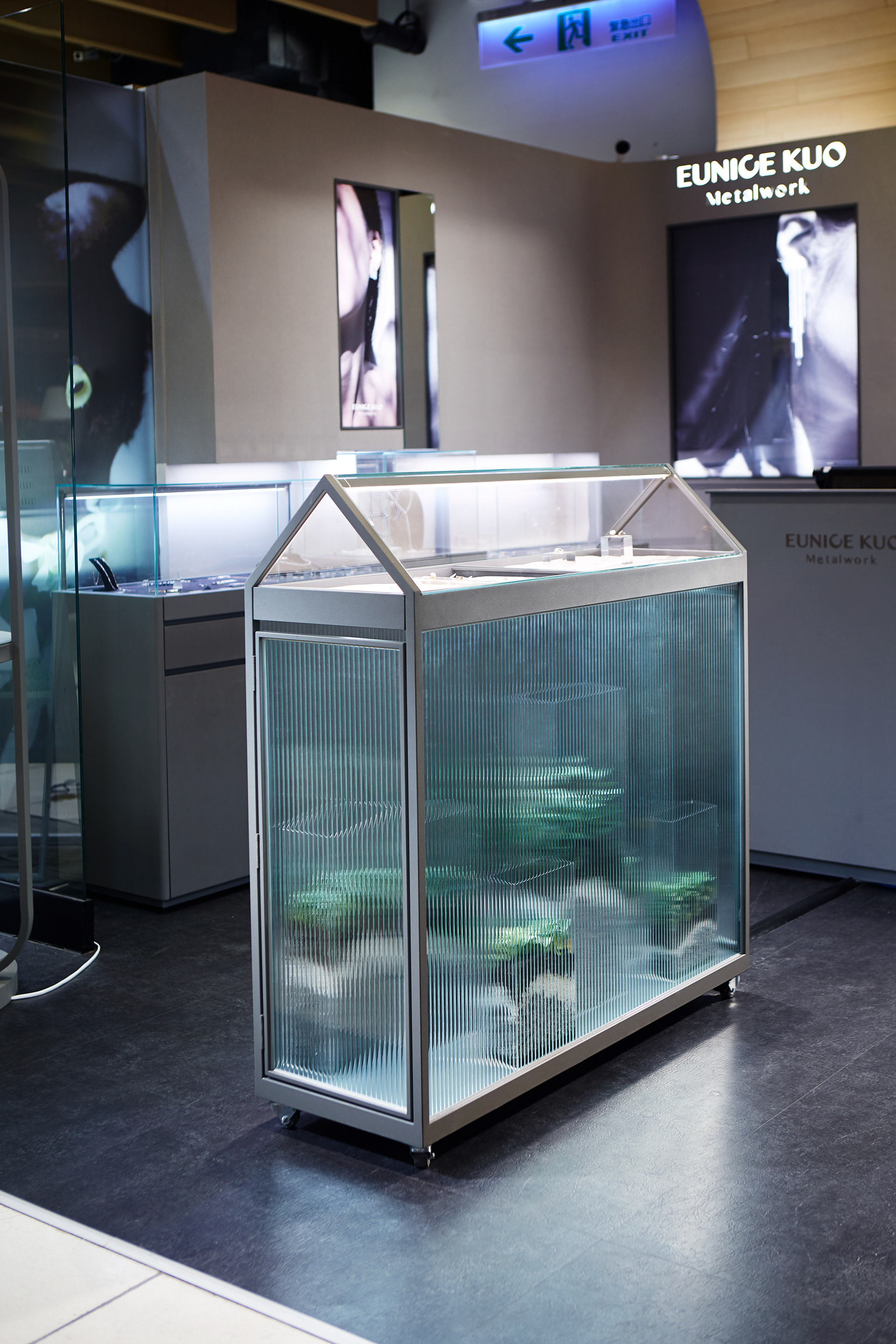 水源清設計顧問商業空間設計誠品櫃位