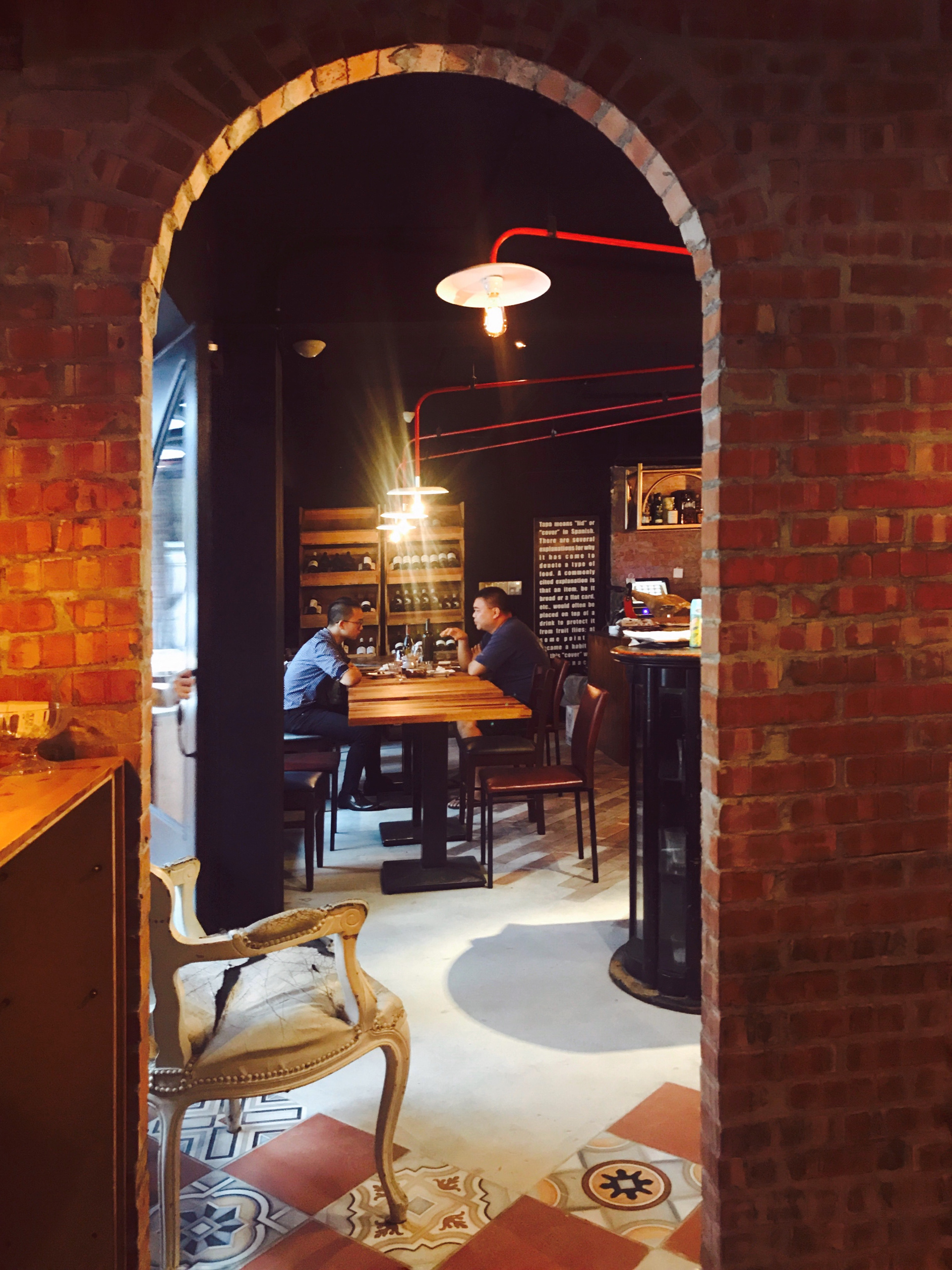 水源清設計顧問西班牙餐酒館設計