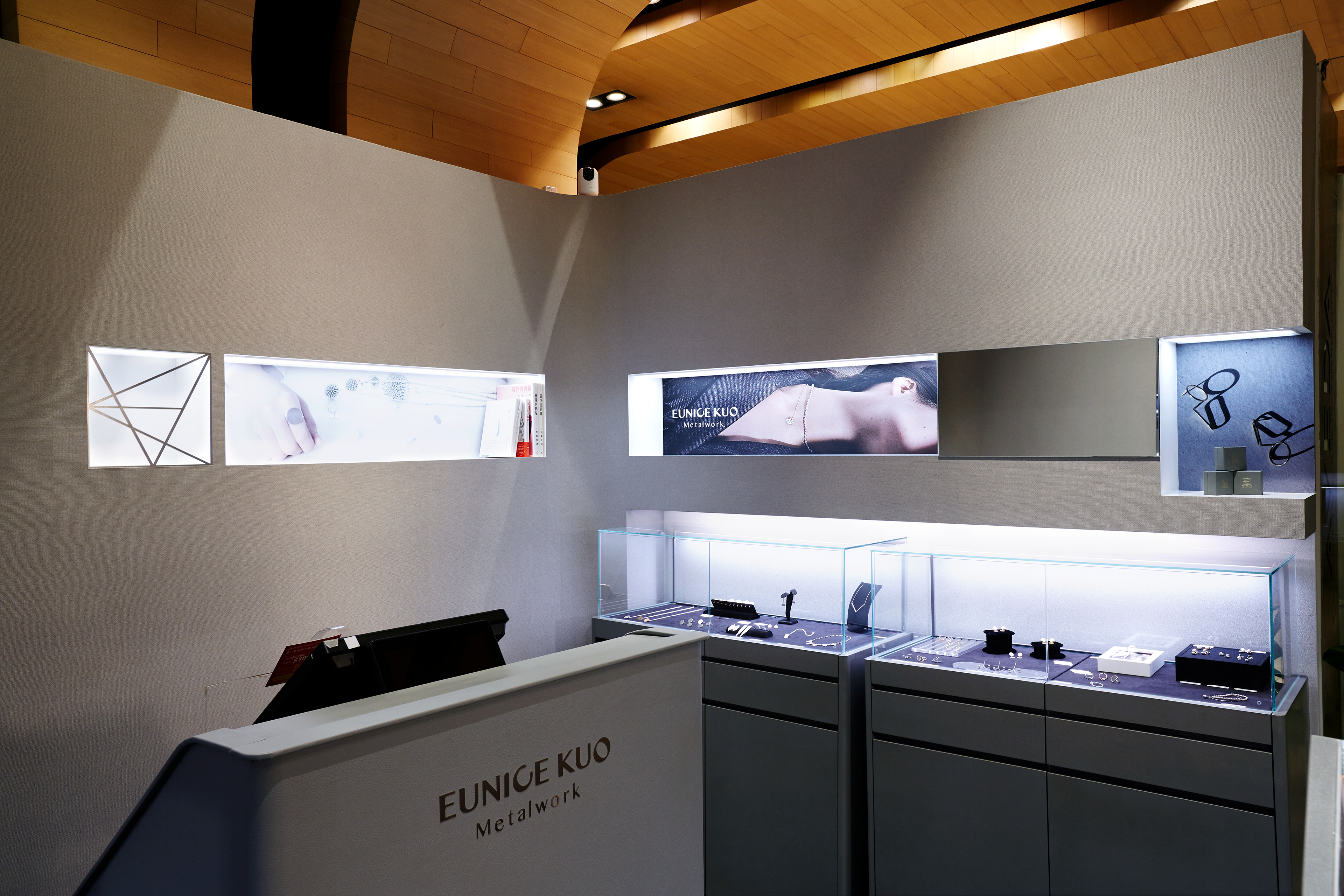 水源清設計顧問商業空間設計誠品櫃位