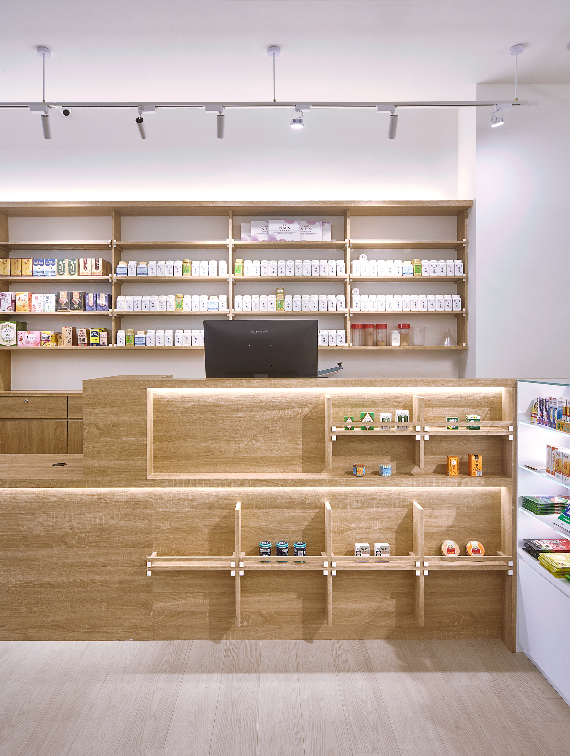 水源清設計顧問商業室內設計頤嘉興藥局