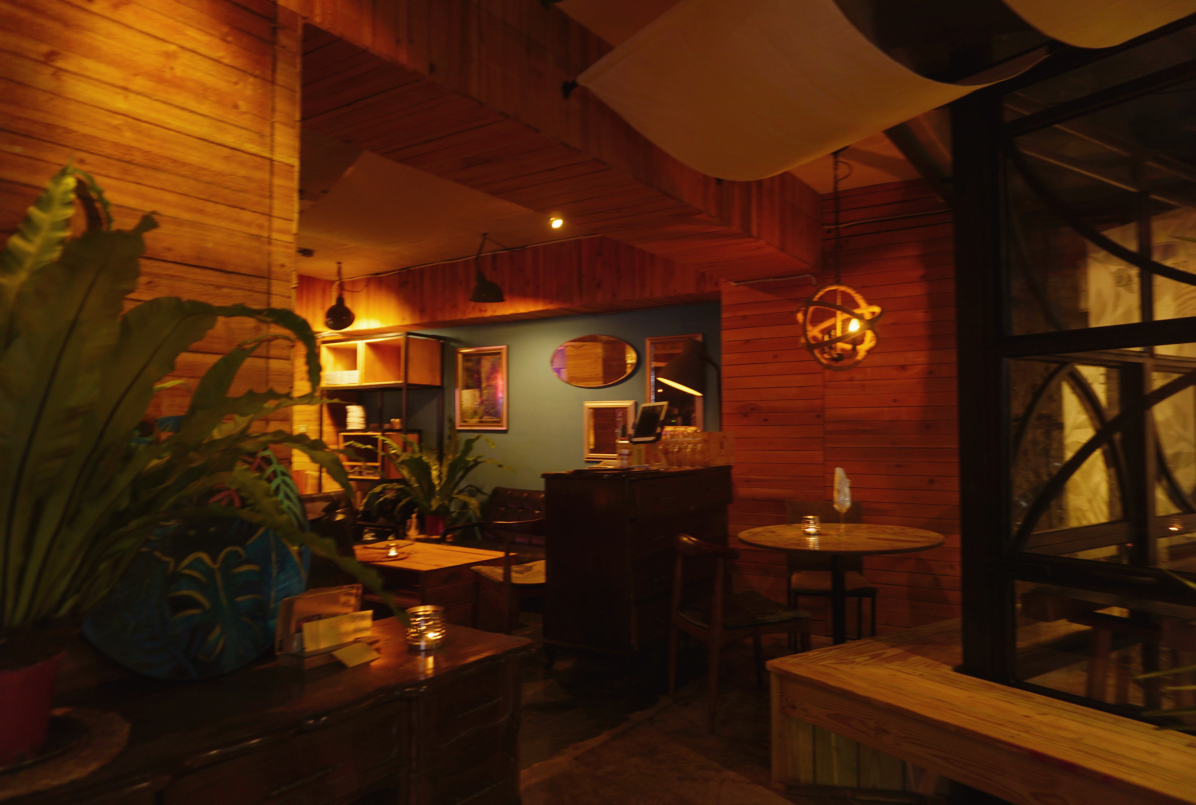 水源清設計顧問商業空間設計餐酒館設計