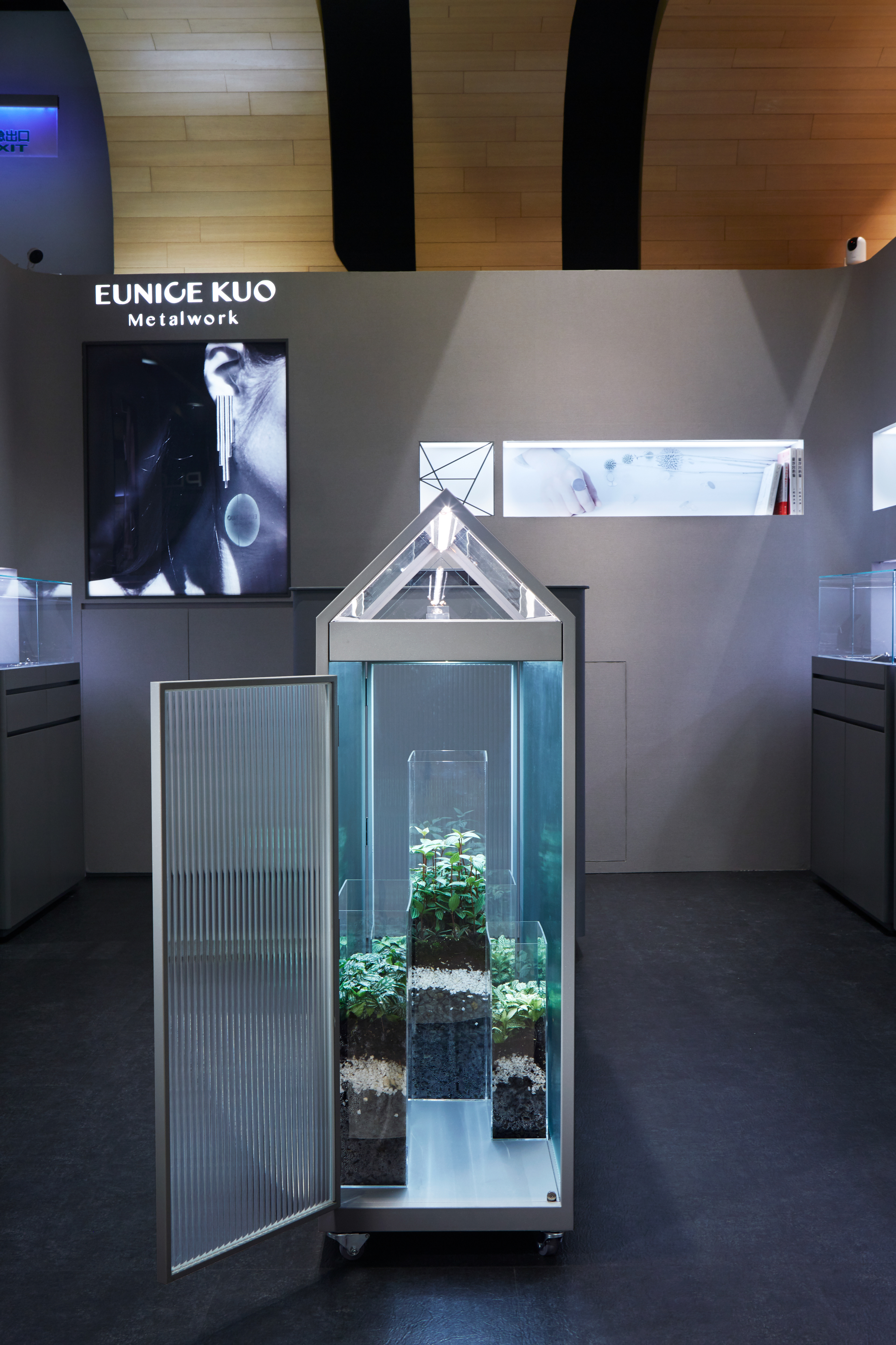 水源清設計顧問商業空間設計誠品櫃位