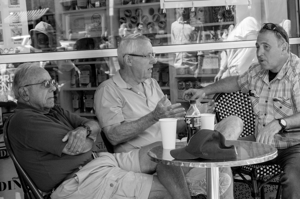 Coffee and friendship, Harvard Square, Harvard University, August 2017