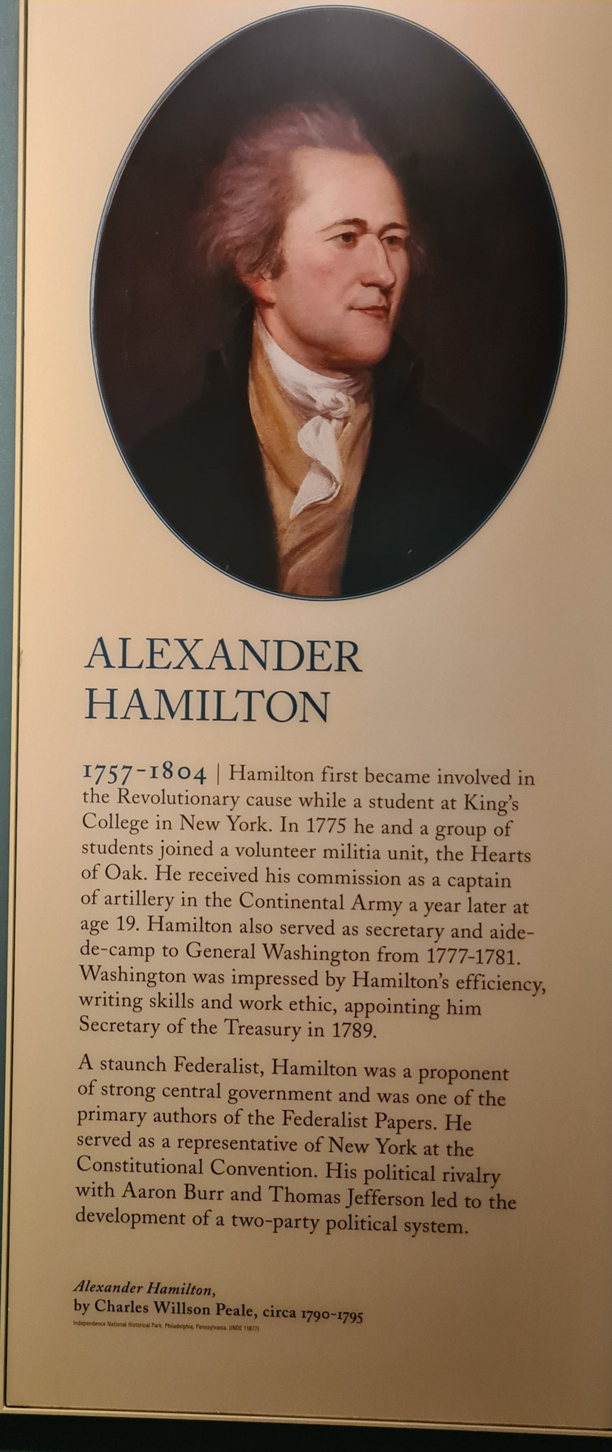 Her kan den ekstra interesserede læser lige orientere sig kort om Hamilton