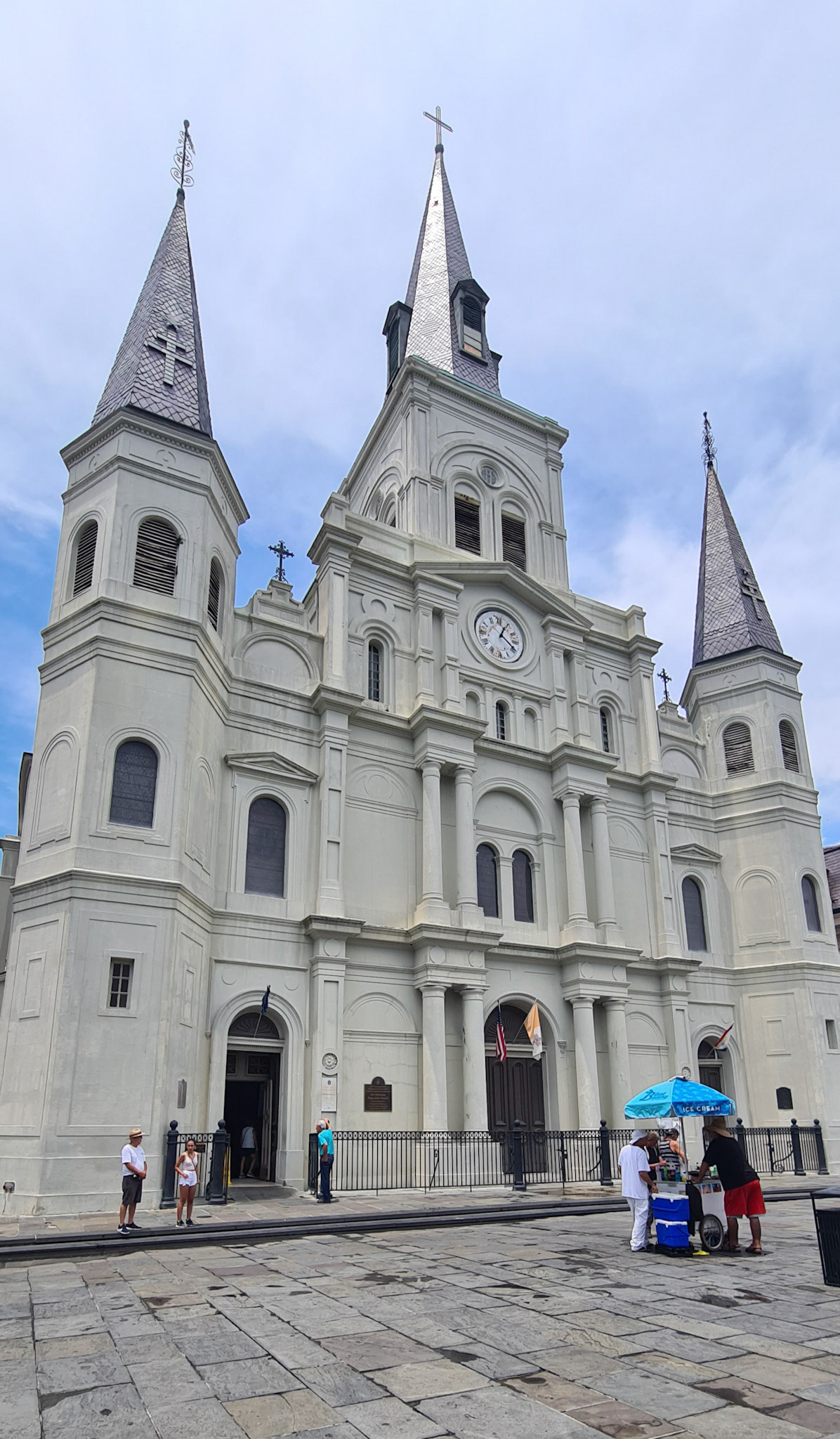 The Originals trivia: St. Louis Cathedral som lægger facade til St. Annes church i Originals.