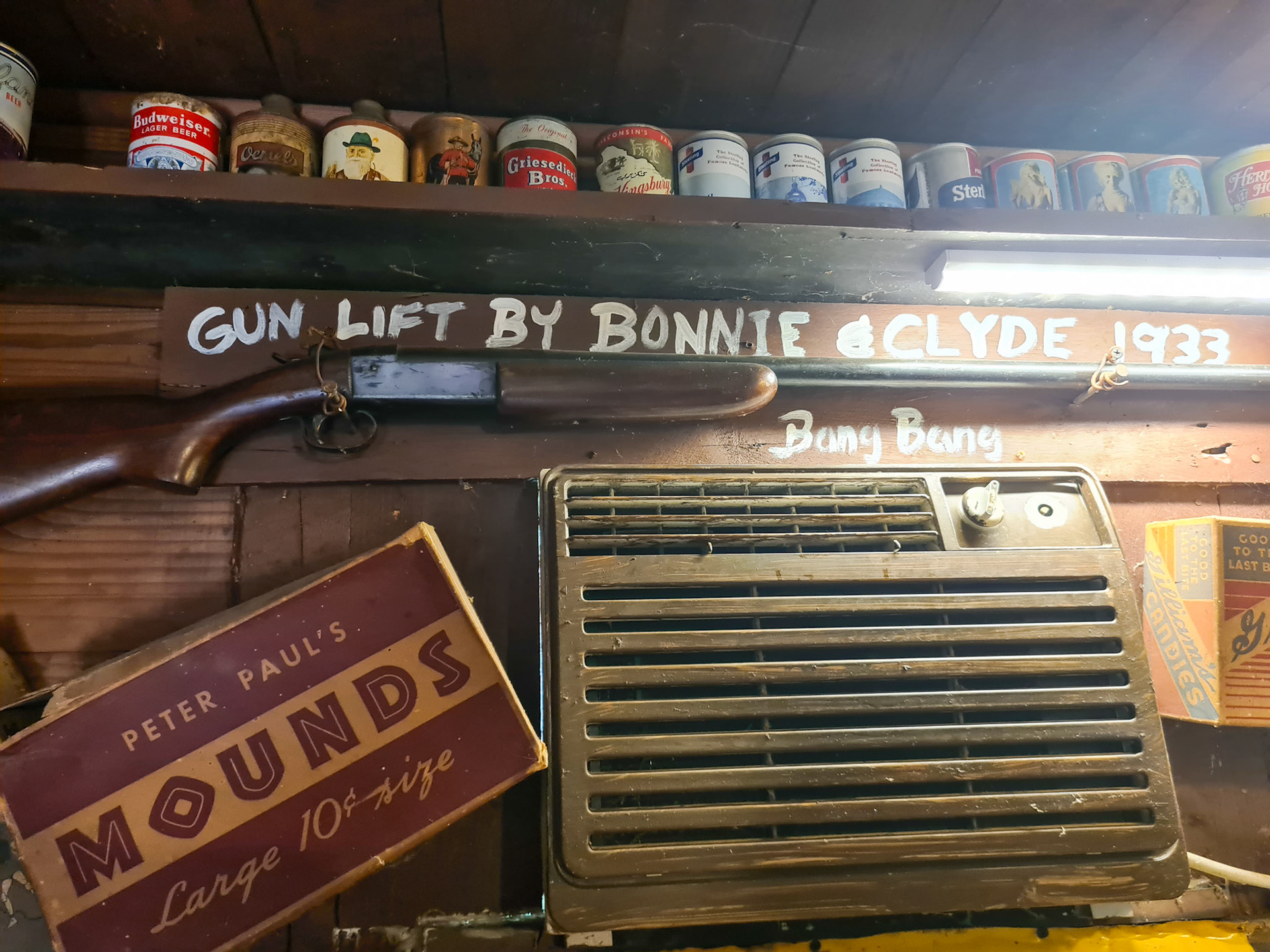 Gevær efterladt af Bonnie og Clyde