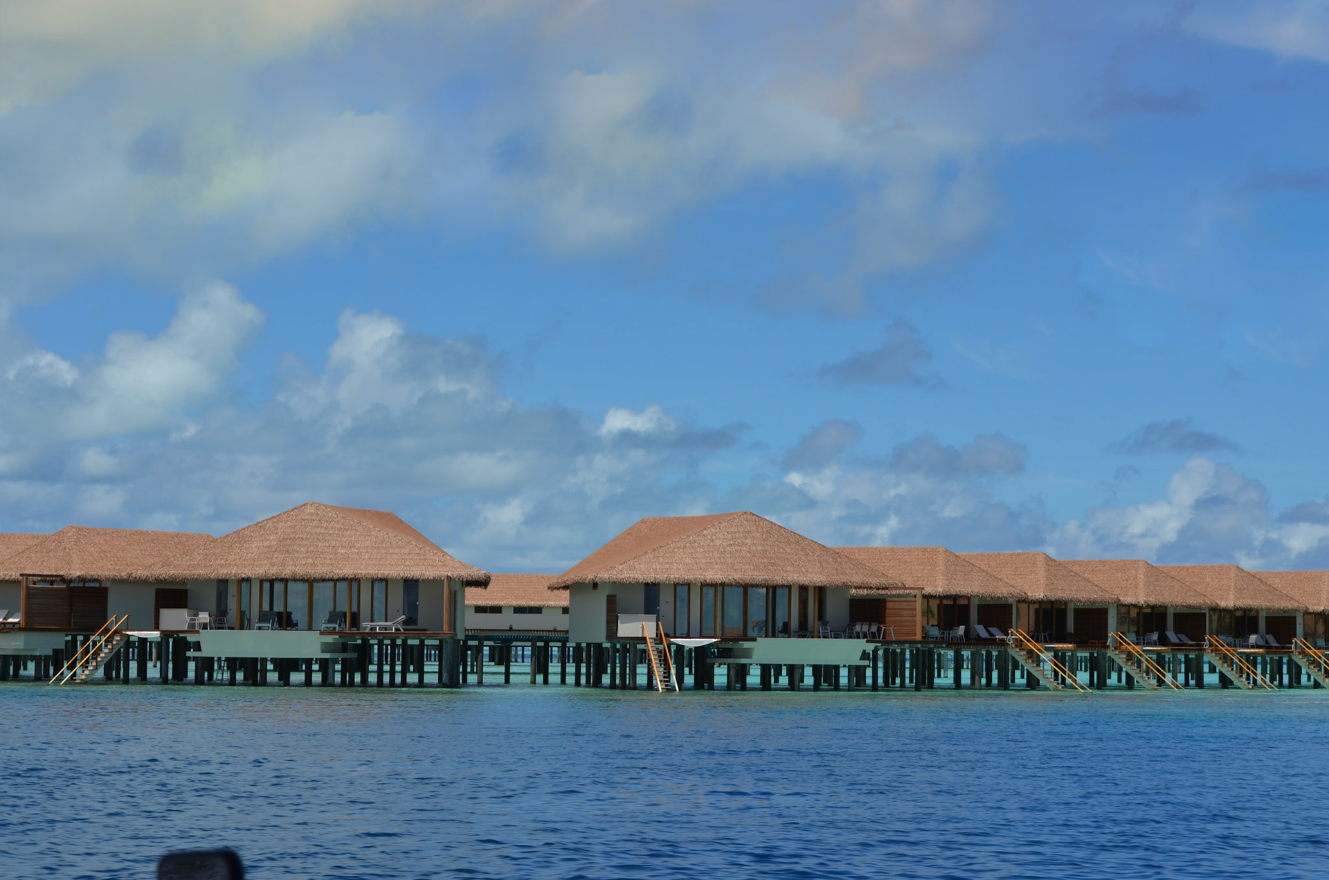Spaen lå langt ude på vandvillaernes boardwalk