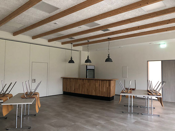 Saal mit geschlossener Trennwand