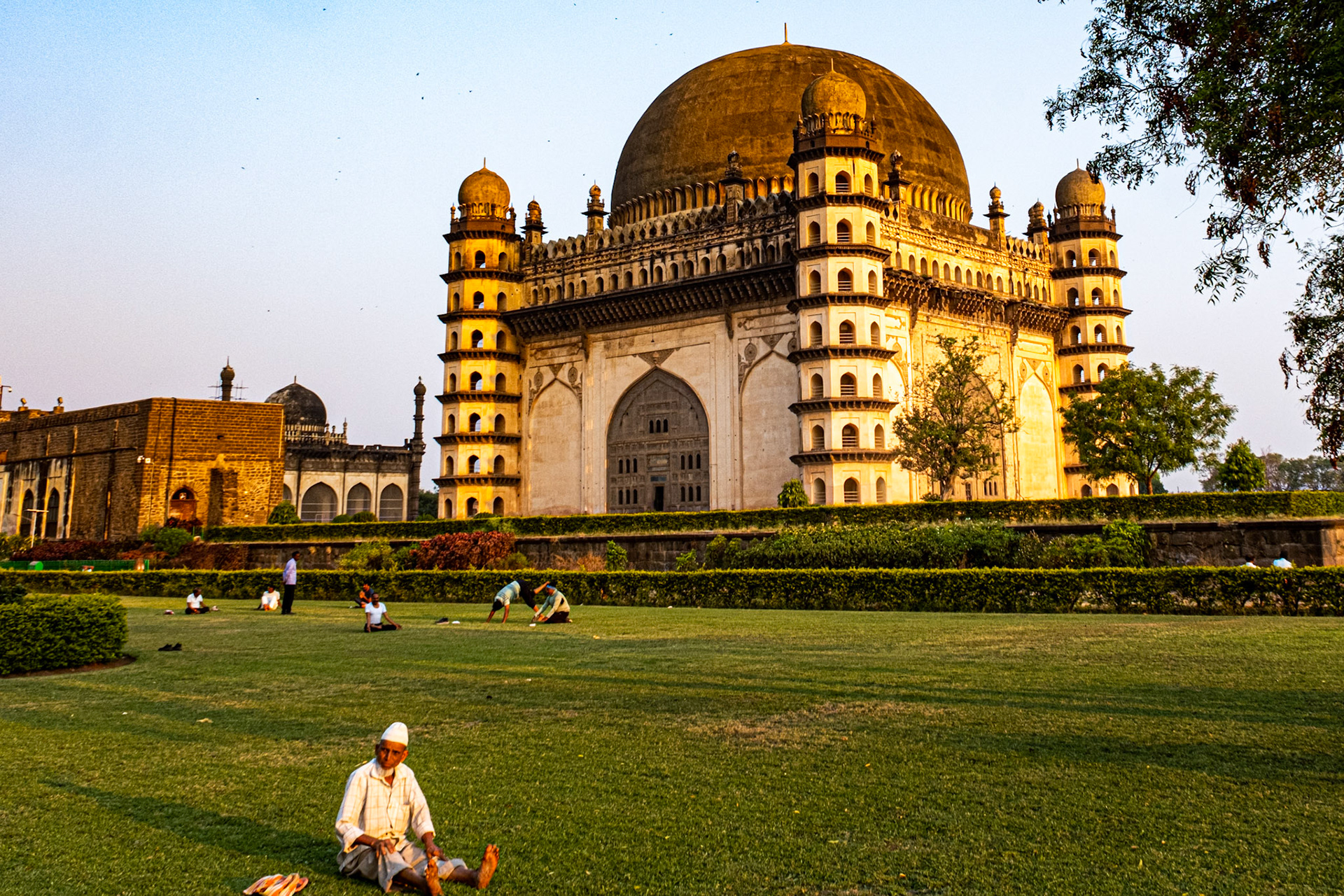 Gol Gumbuz - Mausoleum of Mohammed Adil Shah Gazi 1627-1655
