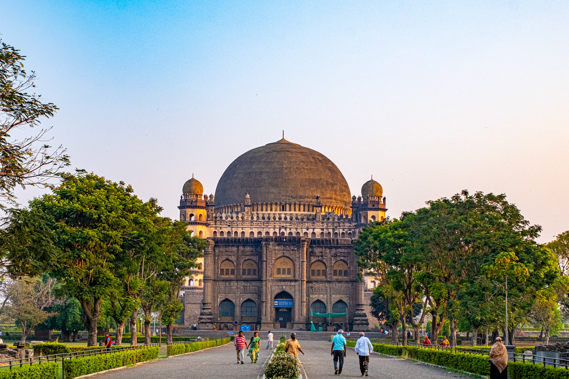 Gol Gumbaz Complex