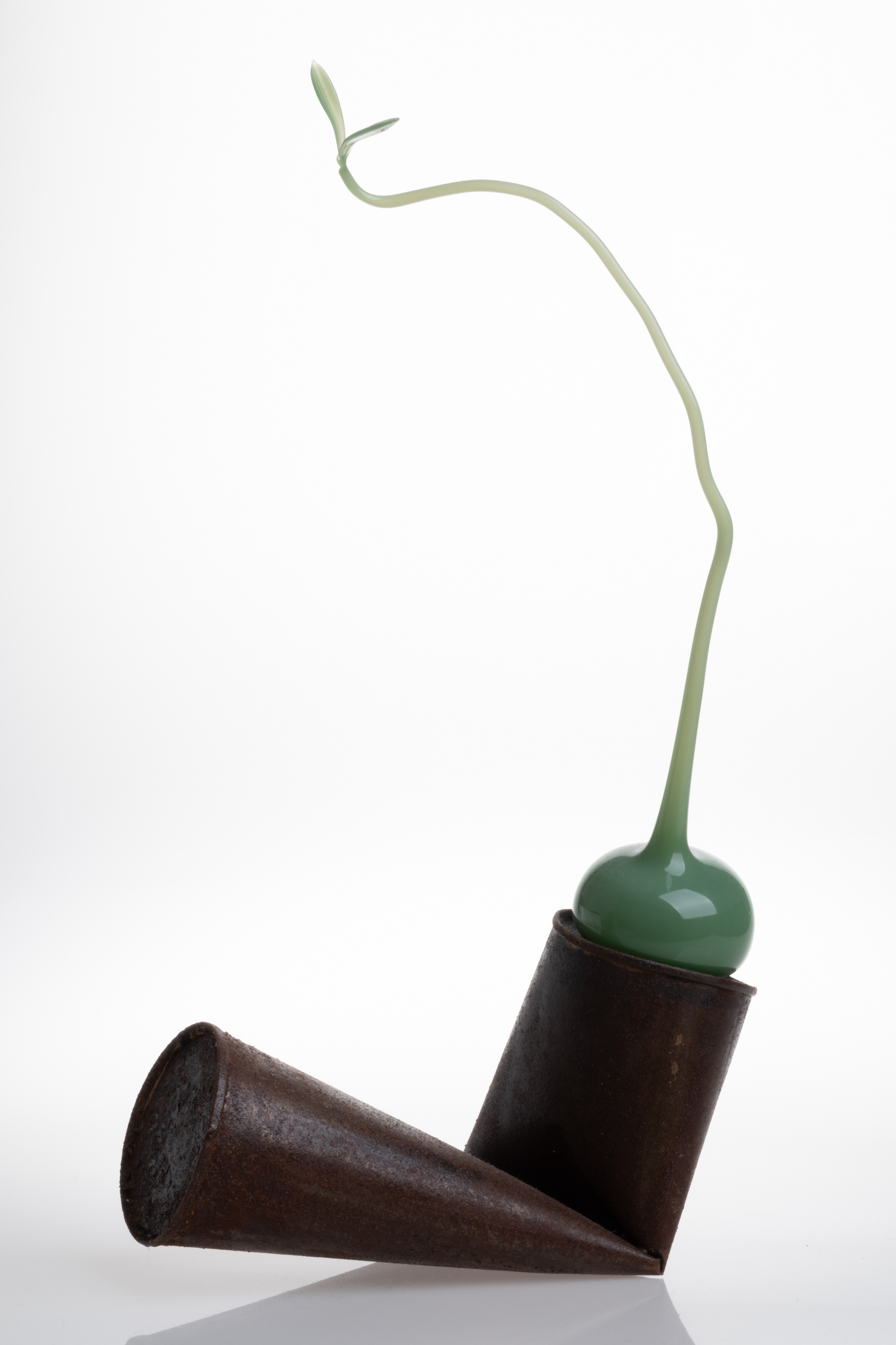 Trachea Glassblowing Glass, metal tin 18x6x31cm 2024