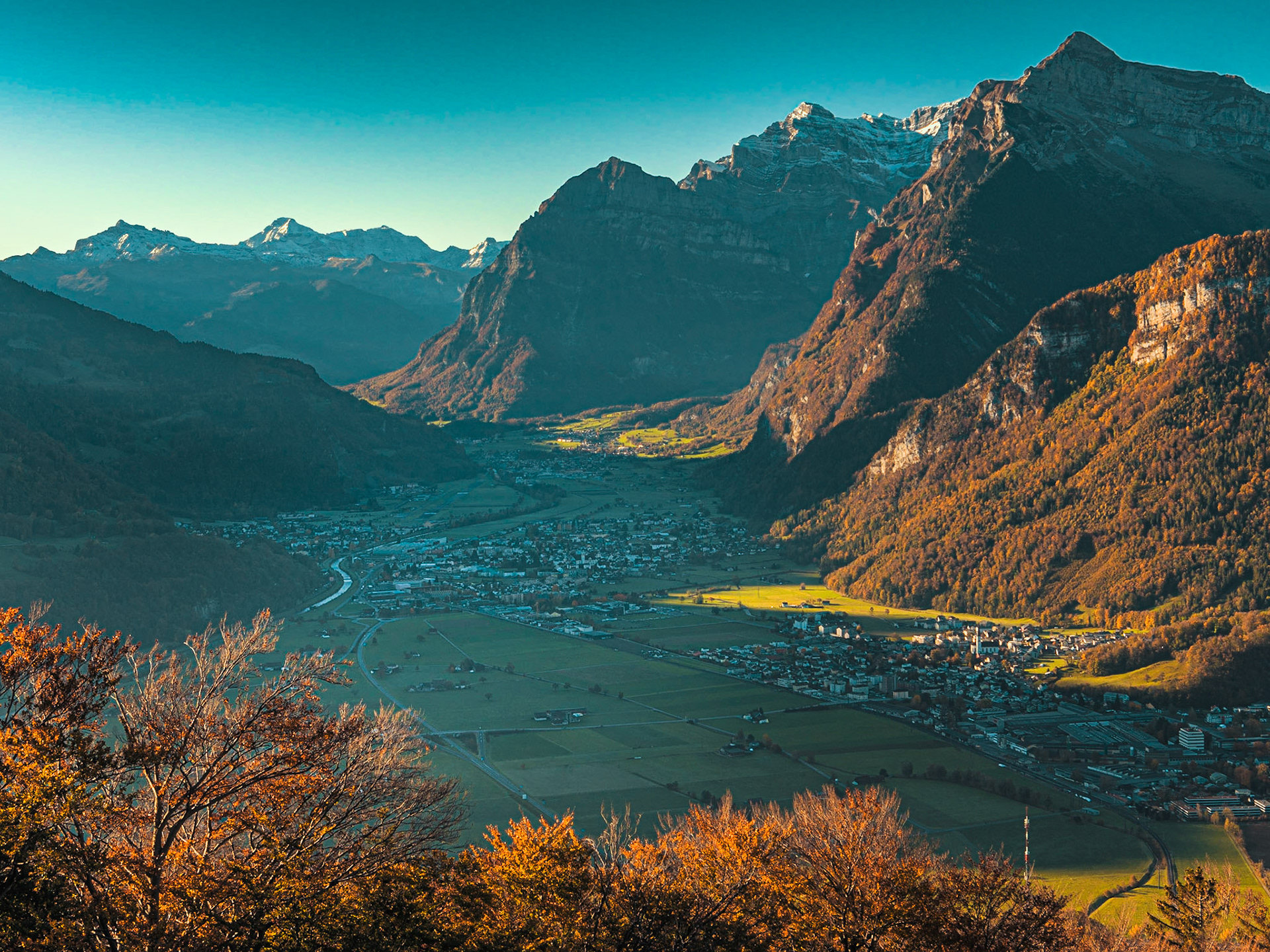 HERBST IM GLARNERLAND