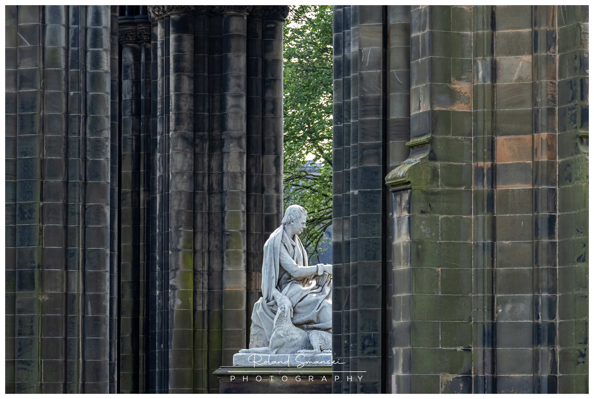 Scottish monument met Sr. Walter Scott