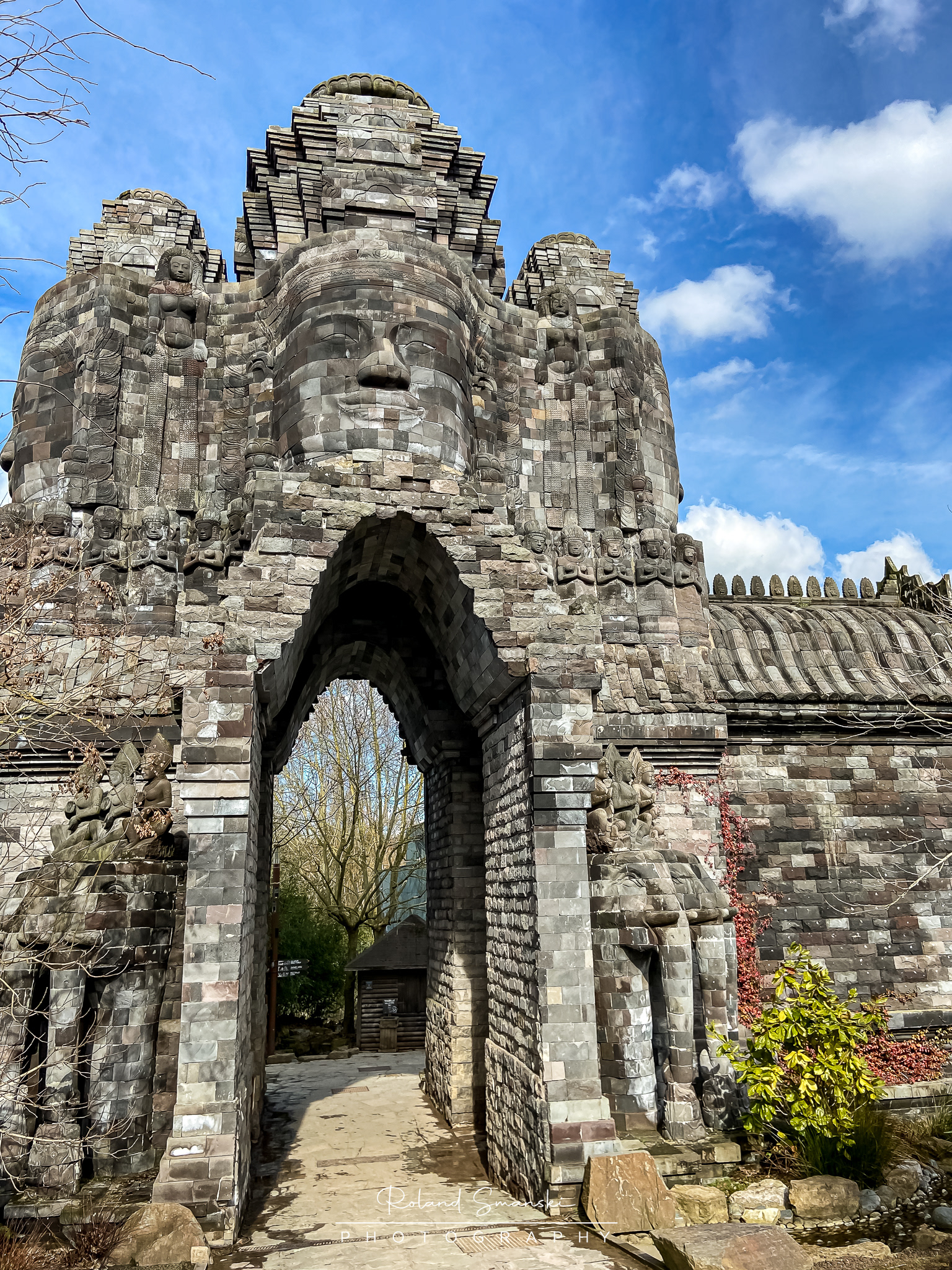 prachtige boog van de tempel