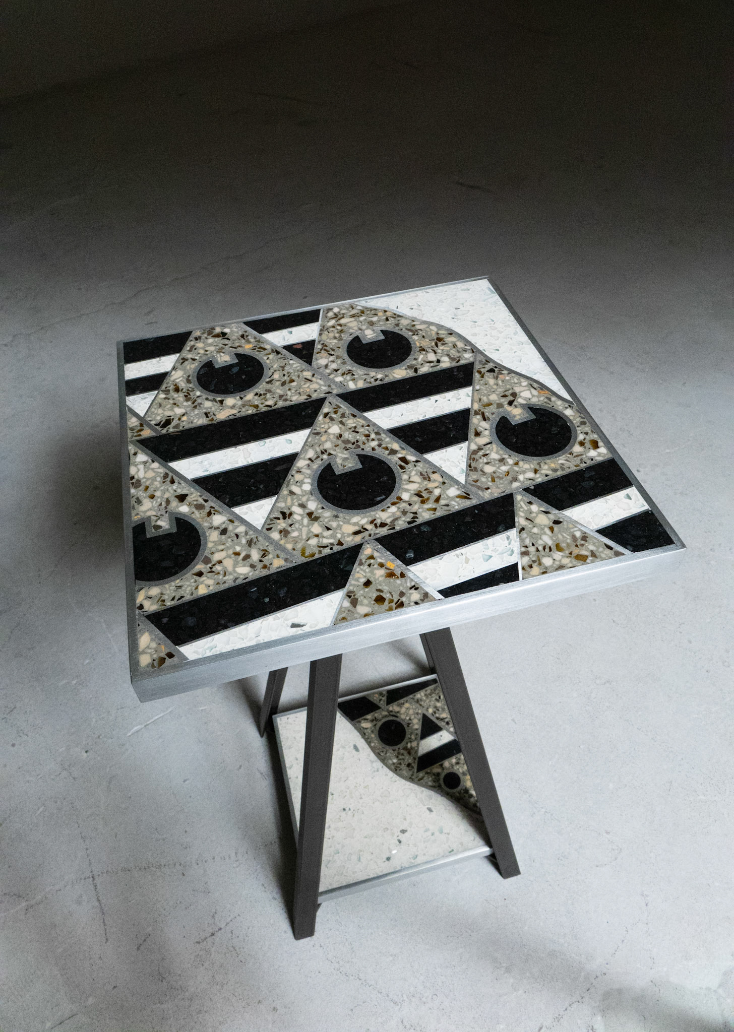 Duraturo Collection - Gus Jr. Cocktail Table