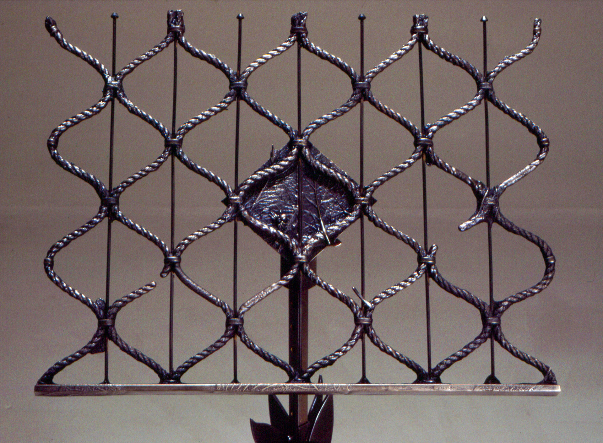 Music Stand - Detail