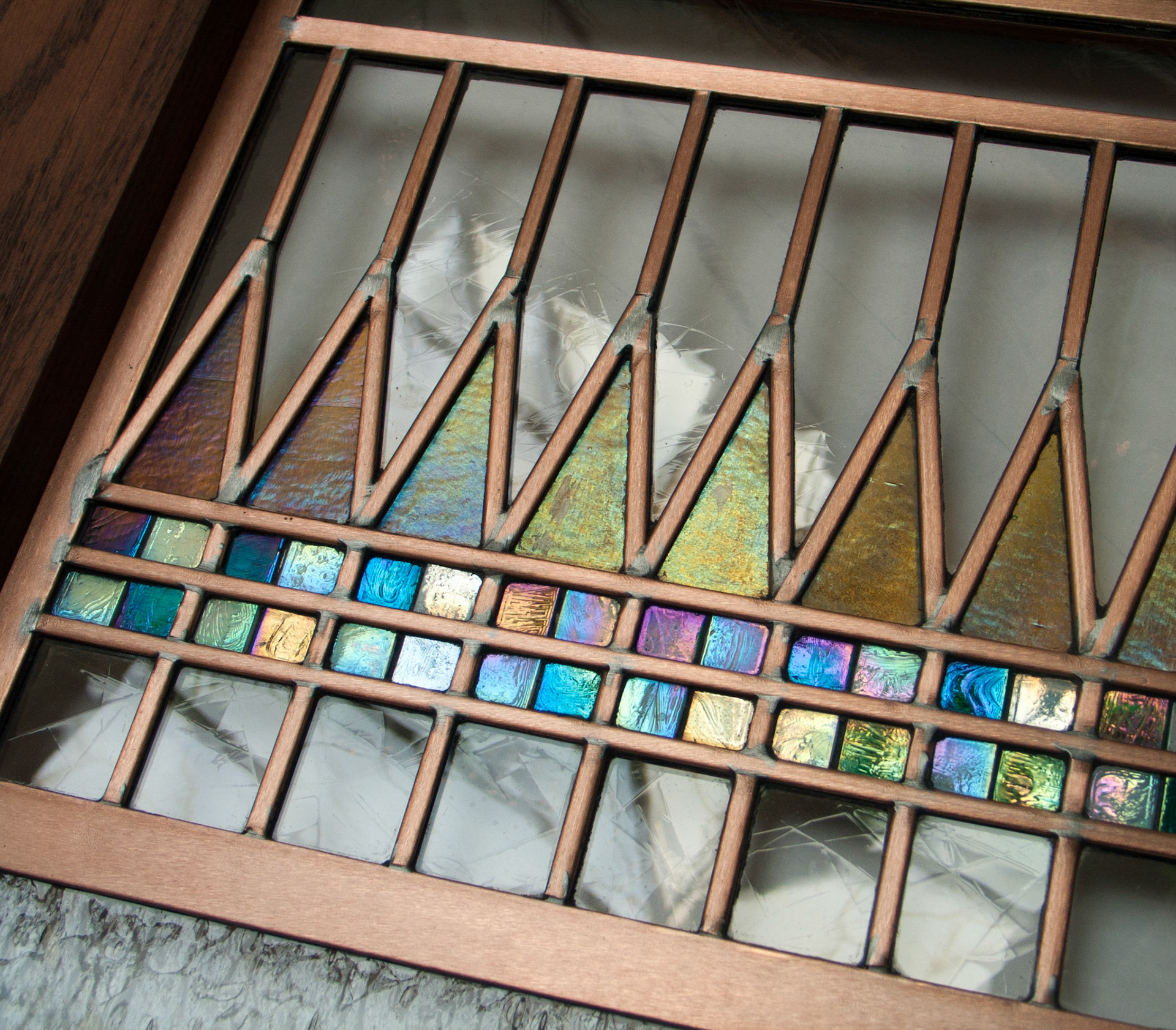 Honey Creek Resort - art glass screen detail