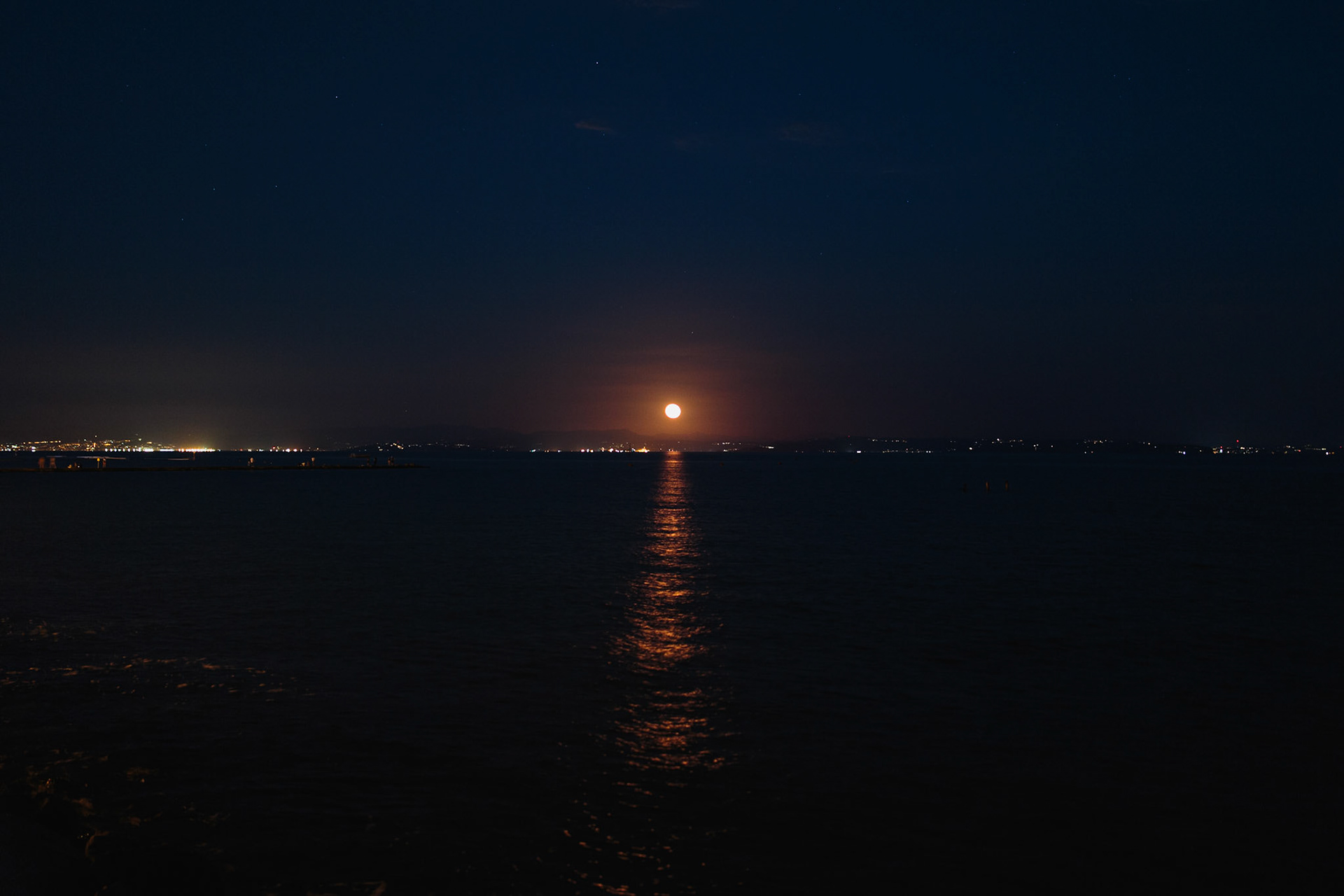 "Rising Moon" - grado beach / August 2023