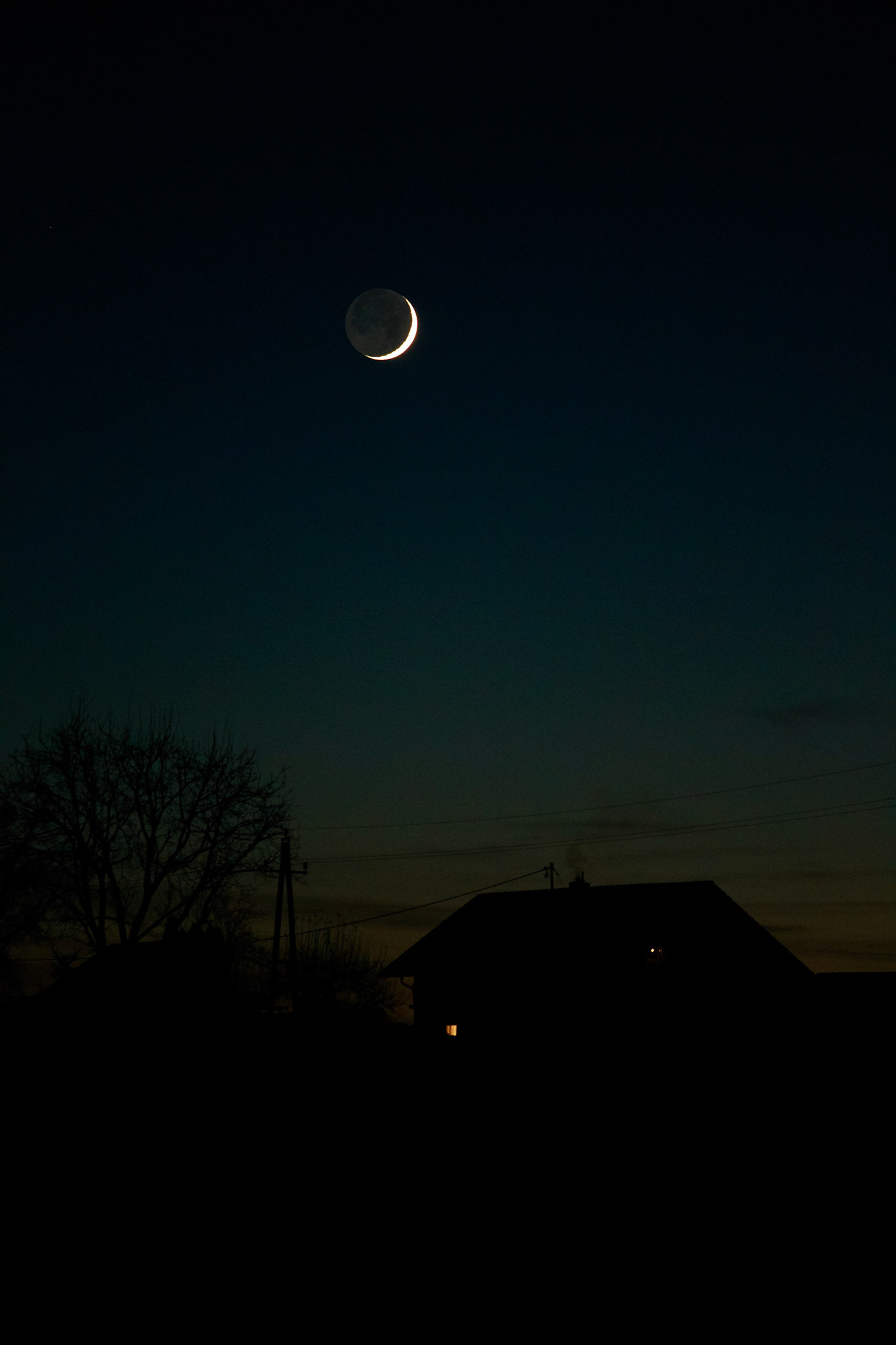 moon / December 2022